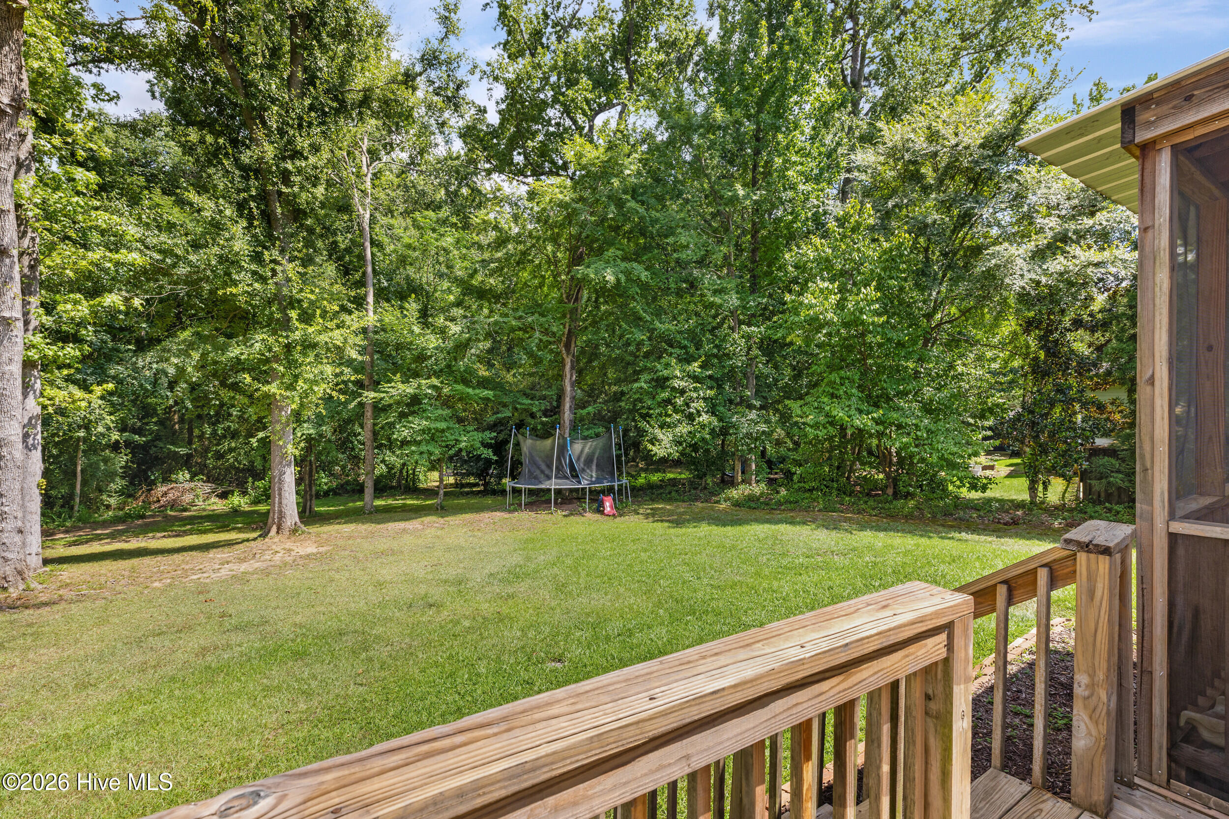 120 Woodstone Way Property Photo 28