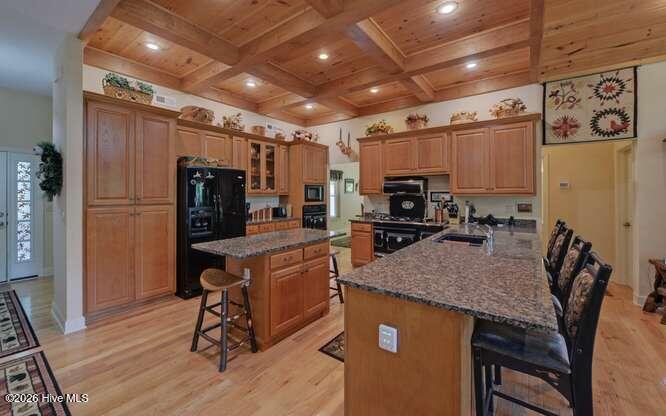 10 Piper Lane Property Photo 2