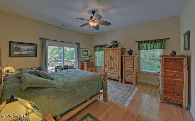 10 Piper Lane Property Photo 12