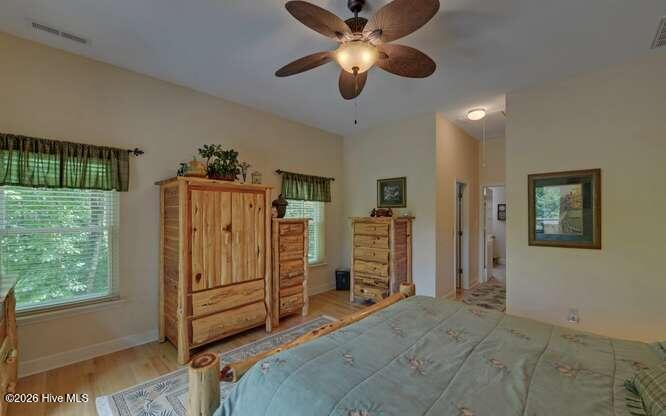 10 Piper Lane Property Photo 13