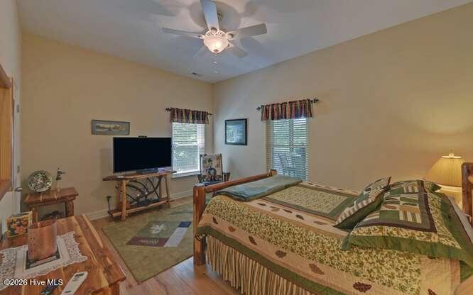 10 Piper Lane Property Photo 19