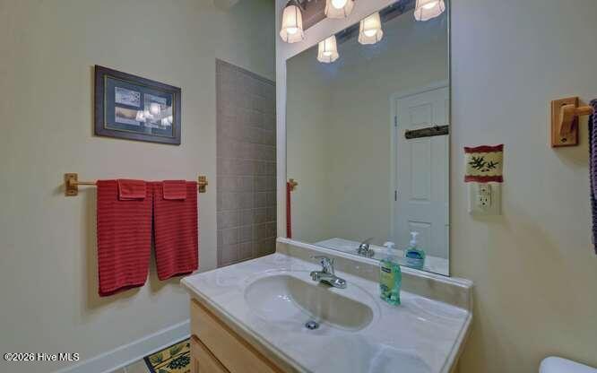 10 Piper Lane Property Photo 23