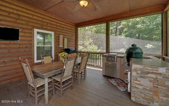 10 Piper Lane Property Photo 27