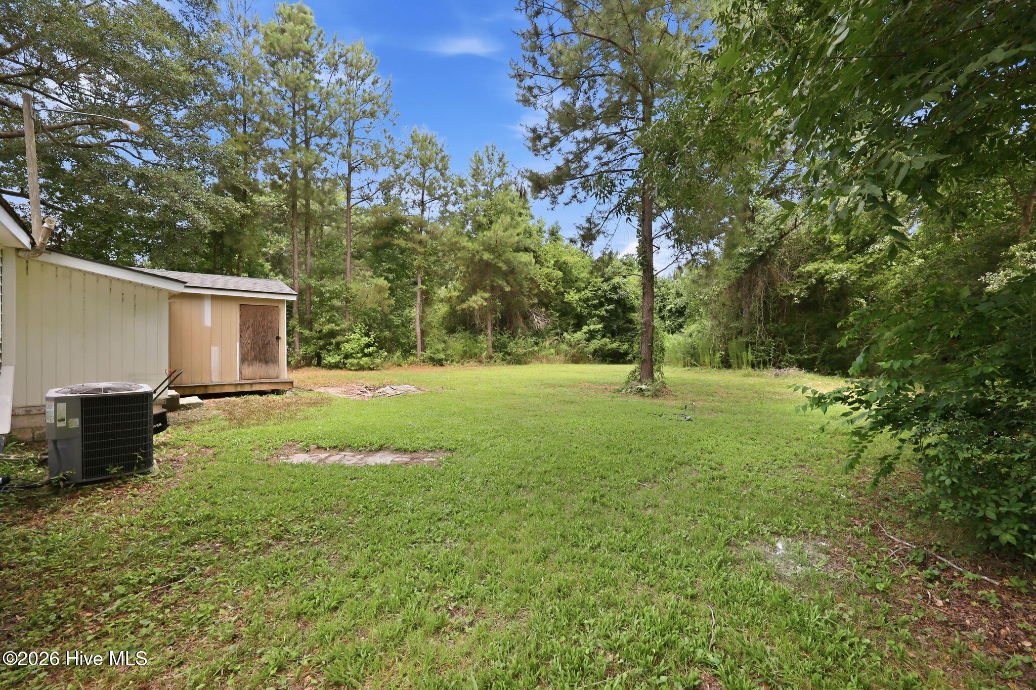 9813 Nc 42 E Property Photo 9
