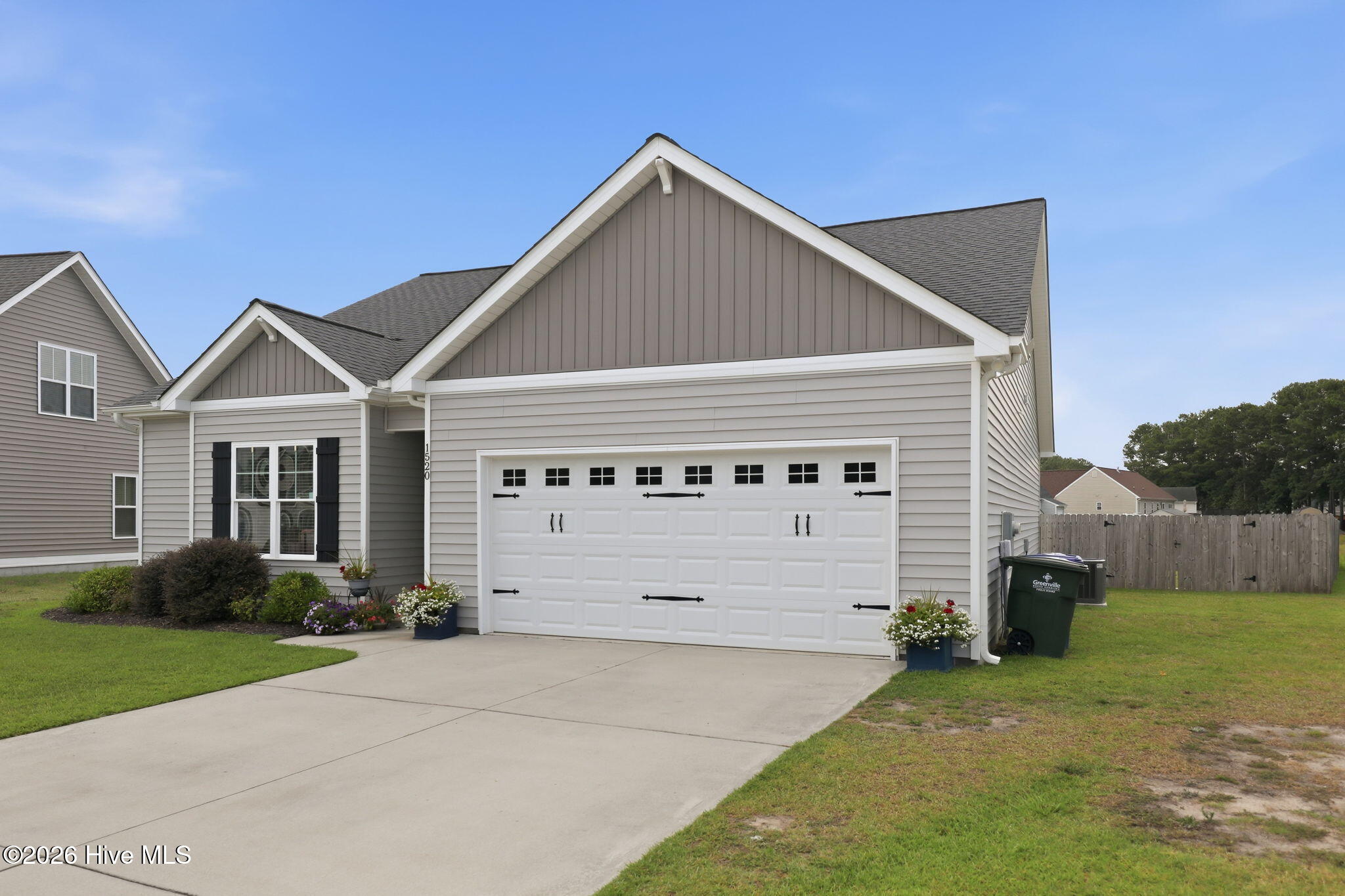 1520 Penncross Drive Property Photo 37