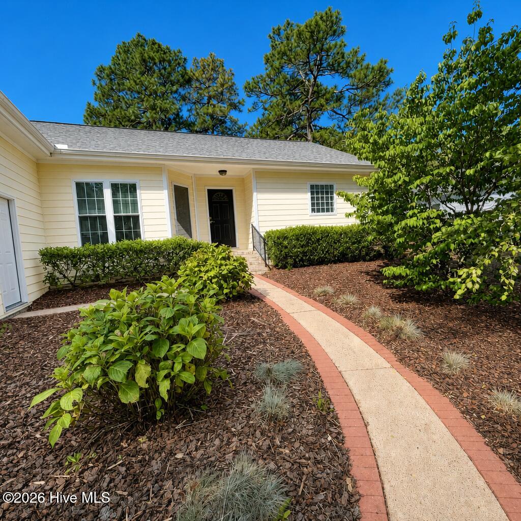 190 Canter Lane