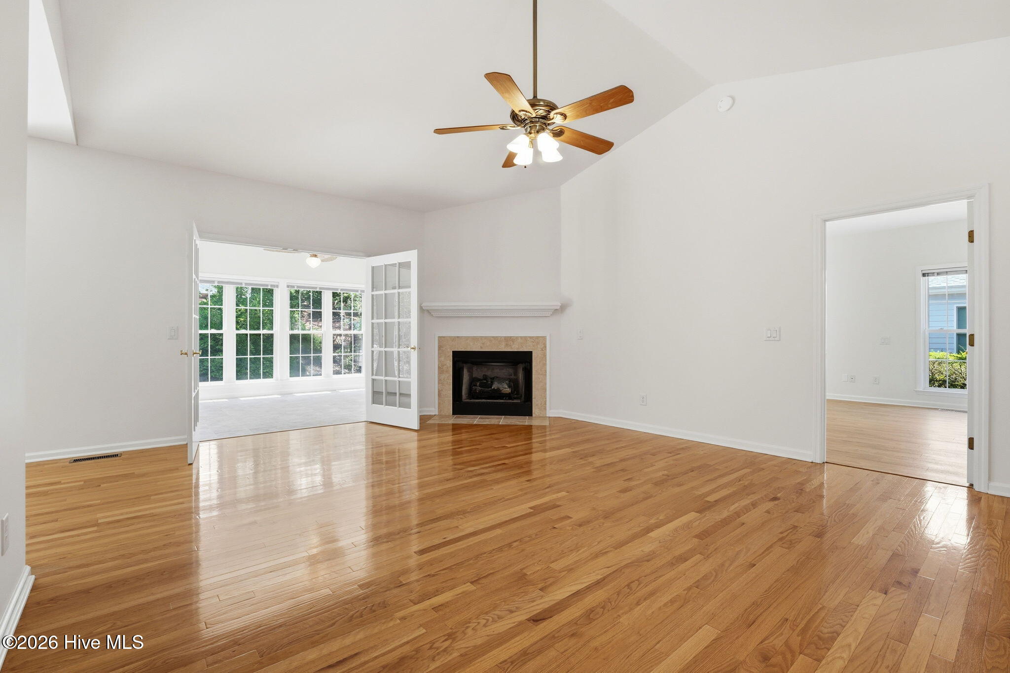 190 Canter Lane Property Photo 7