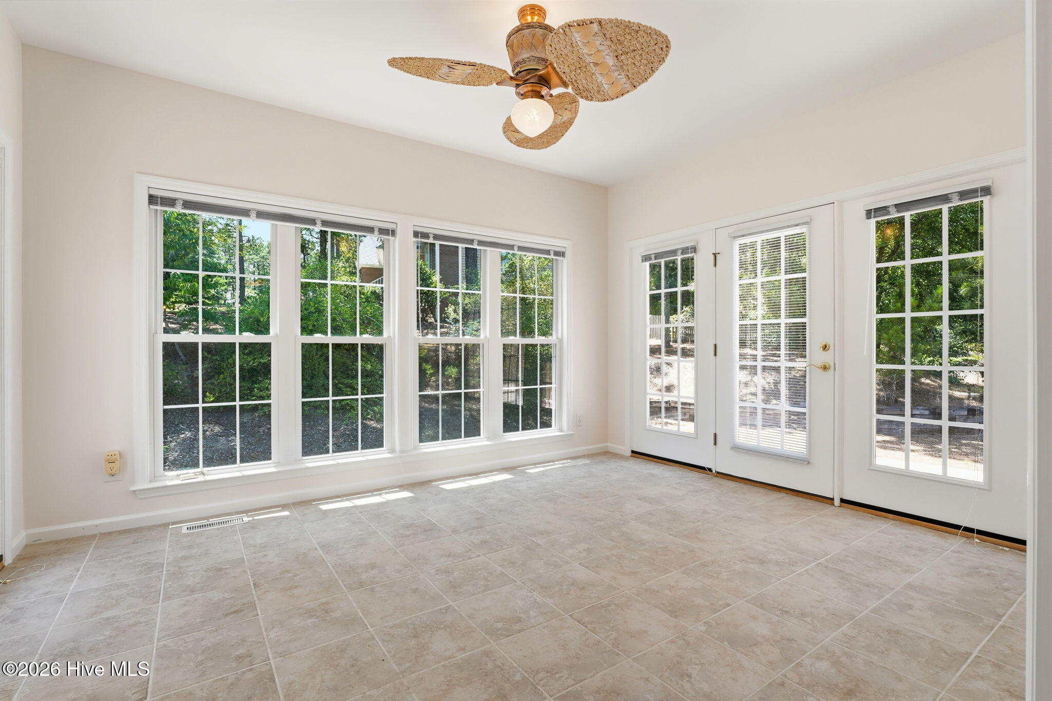 190 Canter Lane Property Photo 16