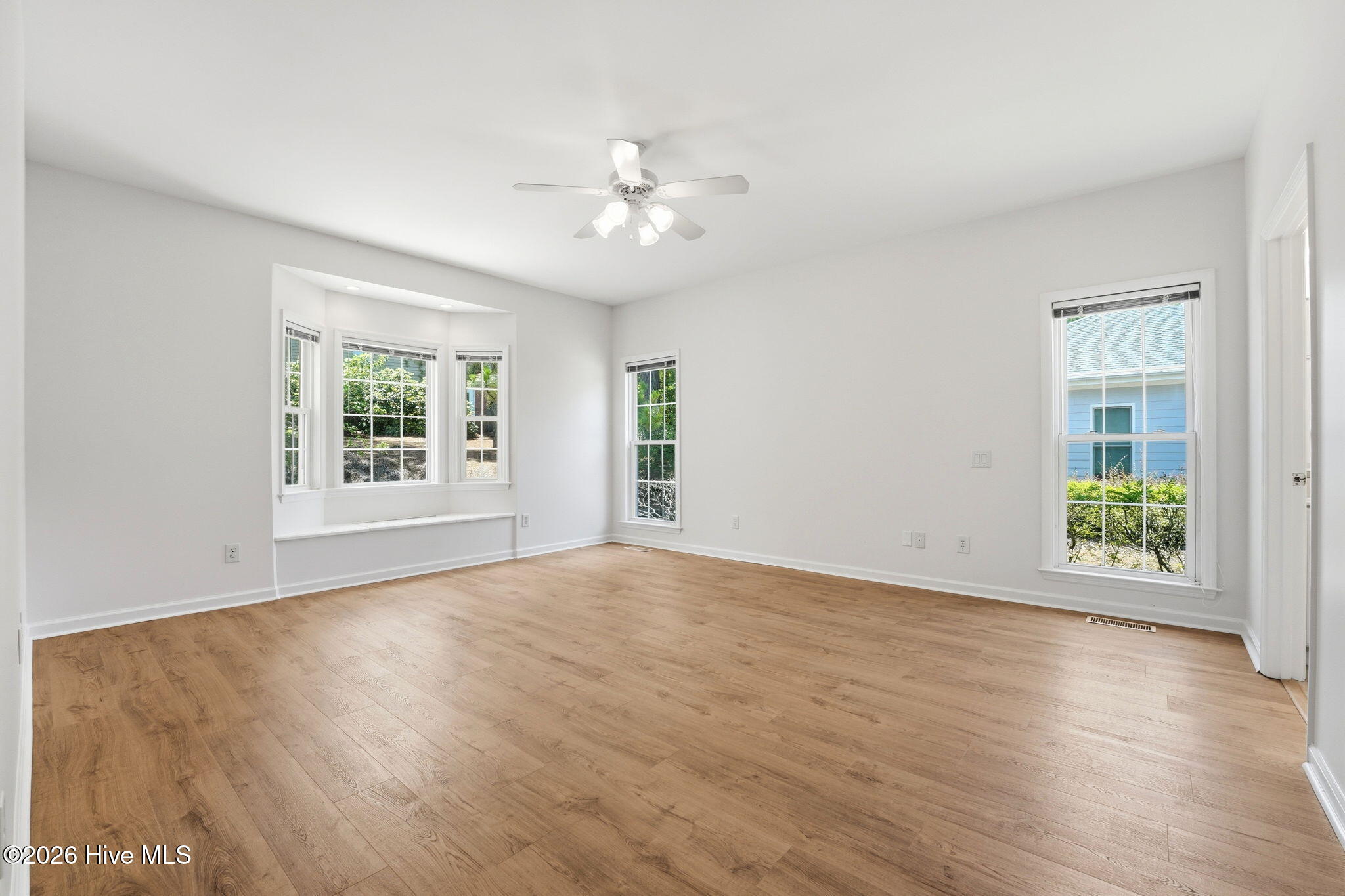 190 Canter Lane Property Photo 18