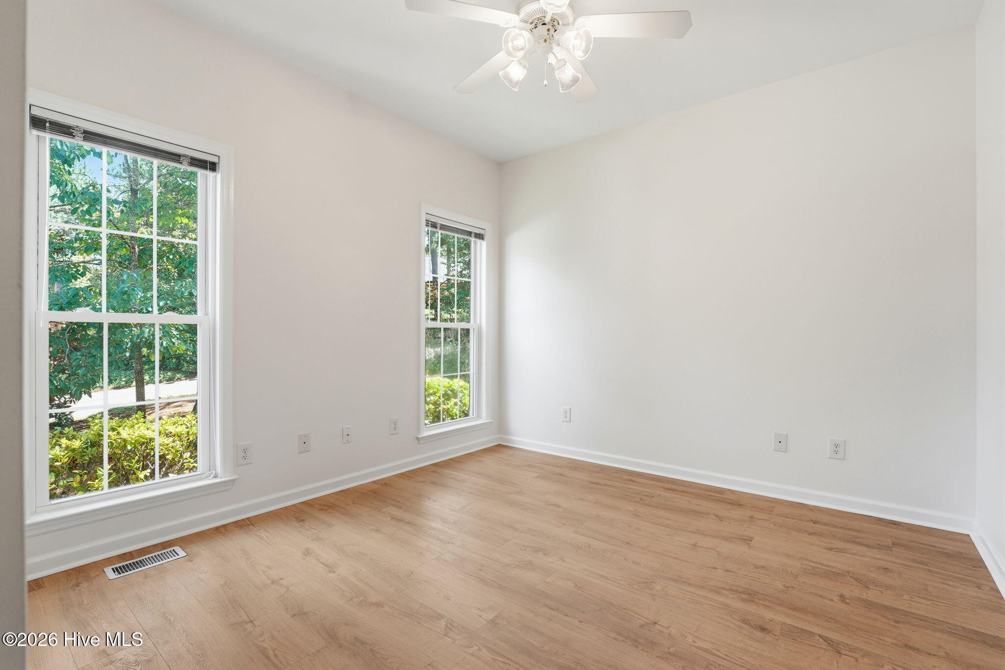 190 Canter Lane Property Photo 26