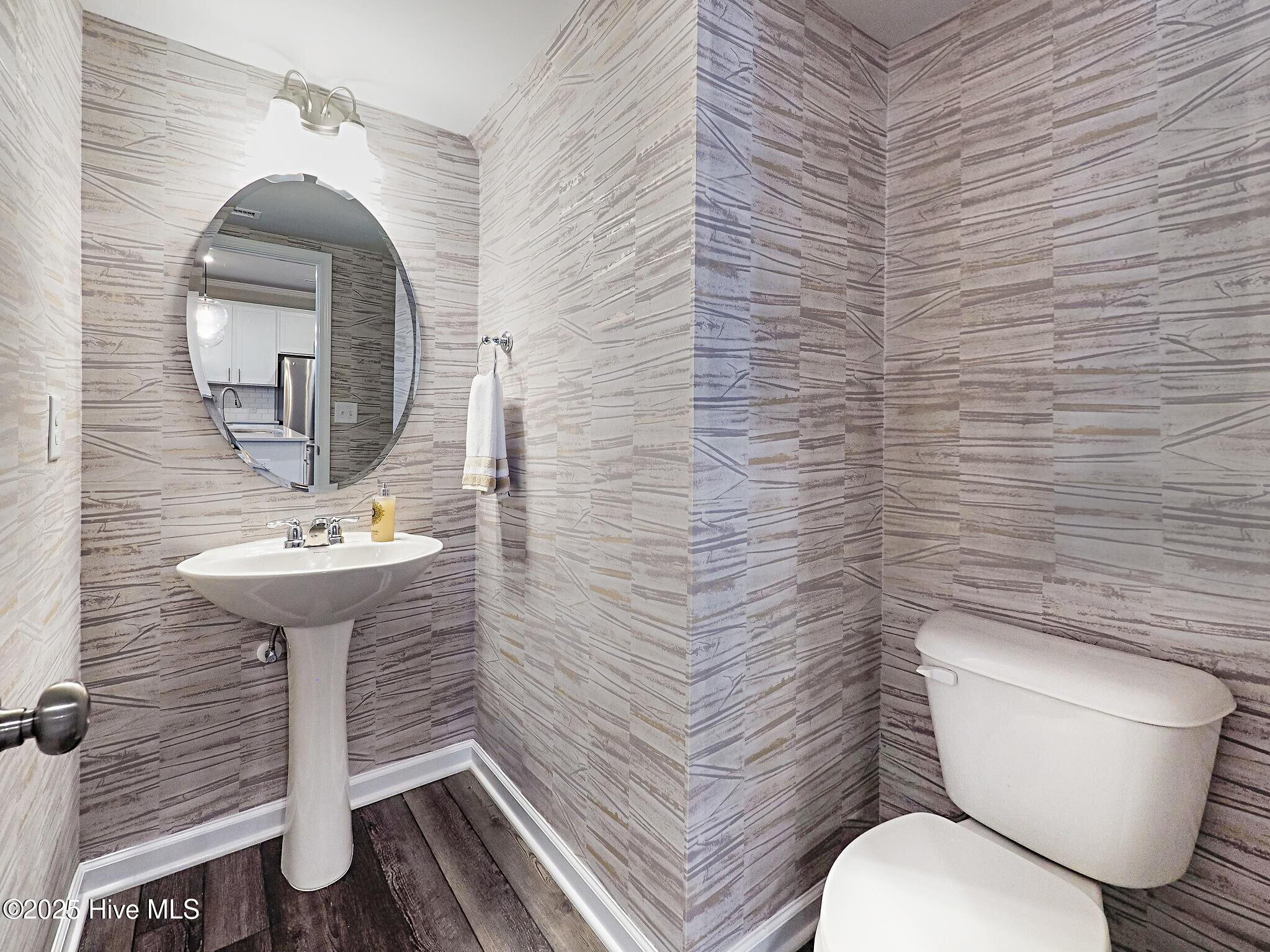 5845 Mill Stone Way W Property Photo 9