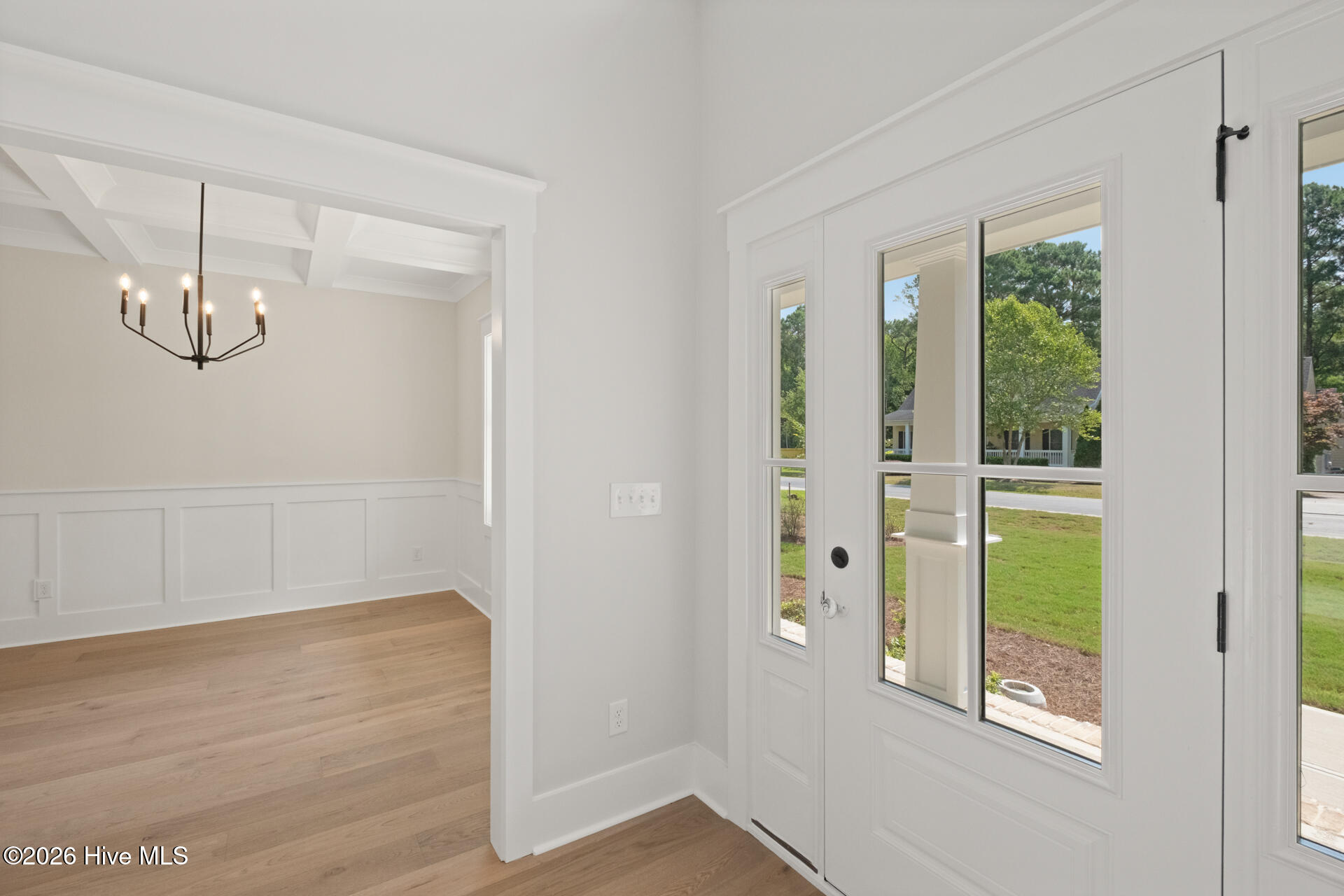 222 Iris Way Property Photo 5