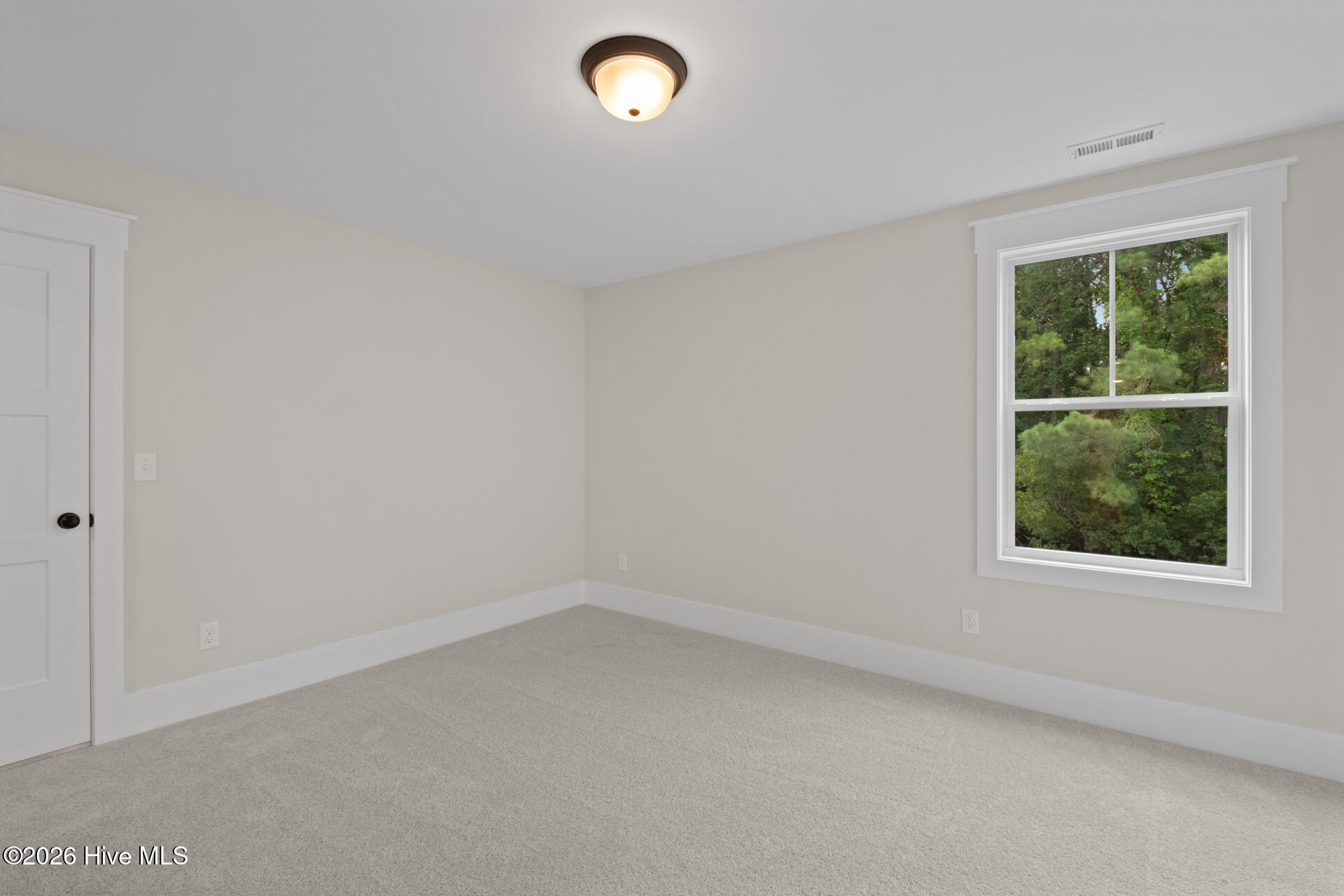 222 Iris Way Property Photo 32