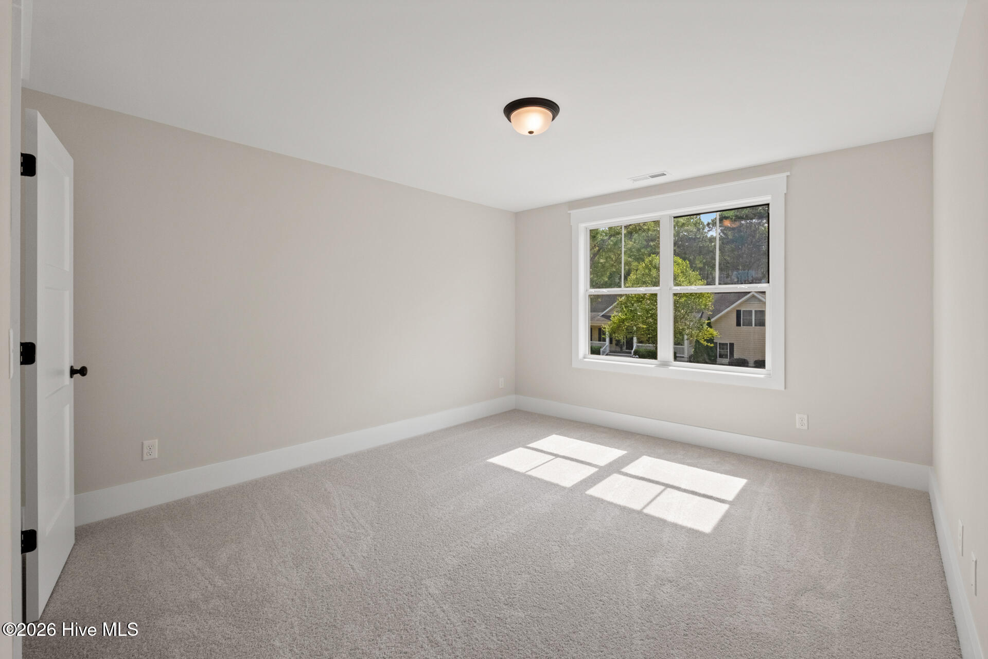 222 Iris Way Property Photo 34
