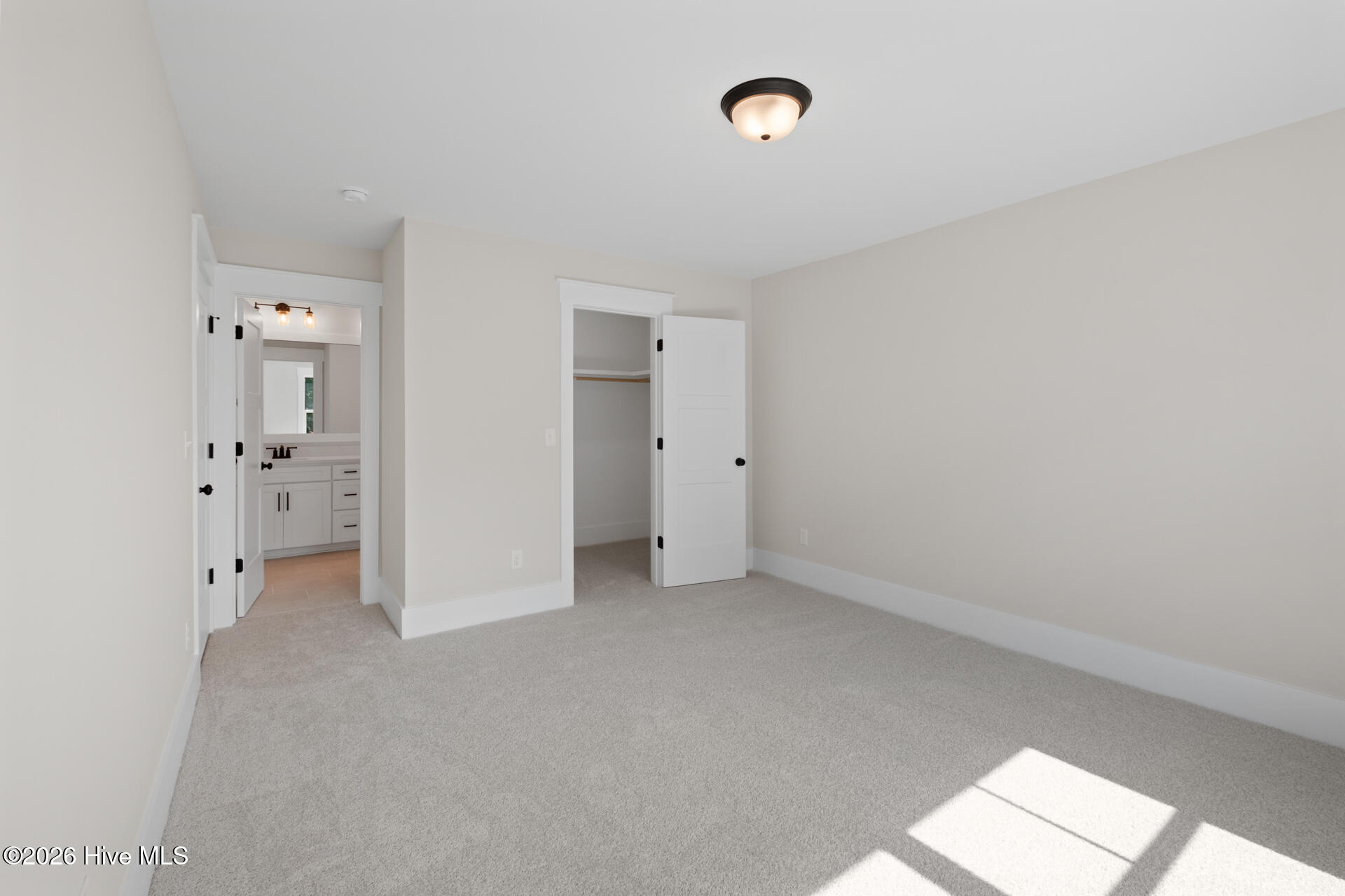 222 Iris Way Property Photo 36