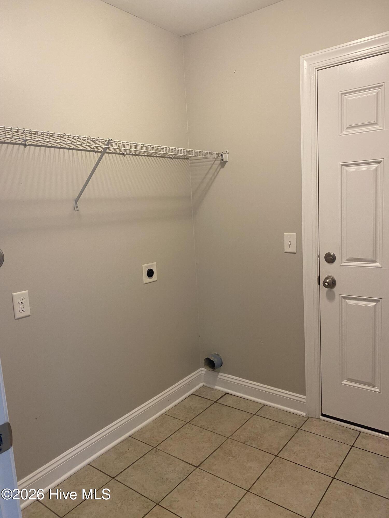 300 Sun Street Property Photo 16