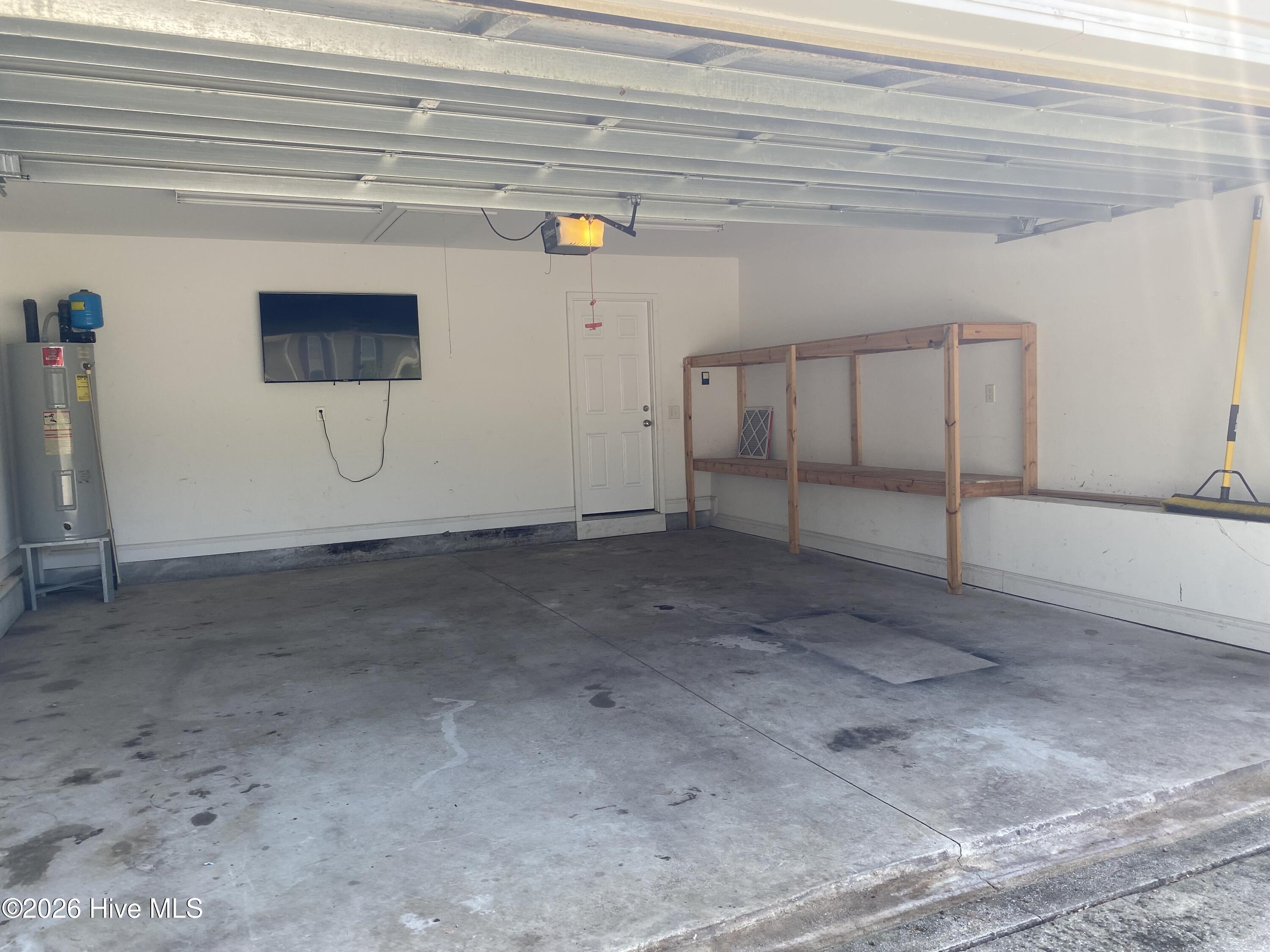 300 Sun Street Property Photo 23