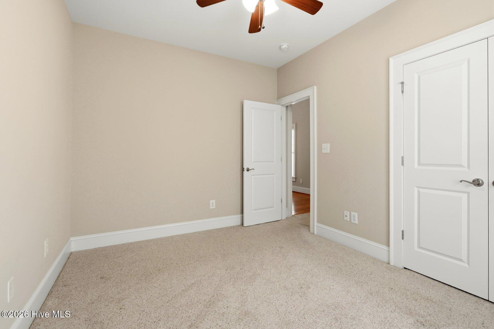 2041 Cottage Way Property Photo 23