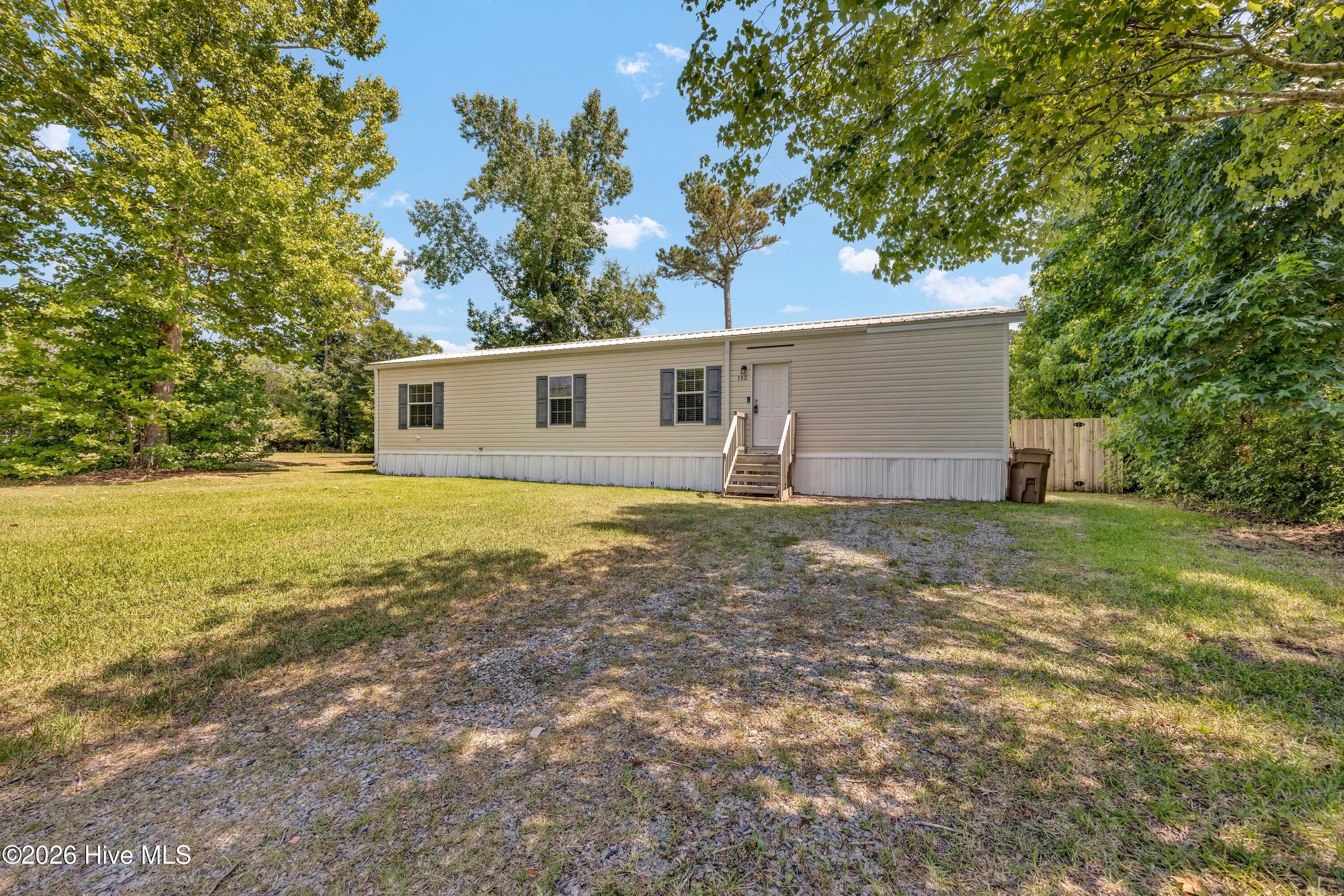 112 Gladiolus Road Property Photo 1