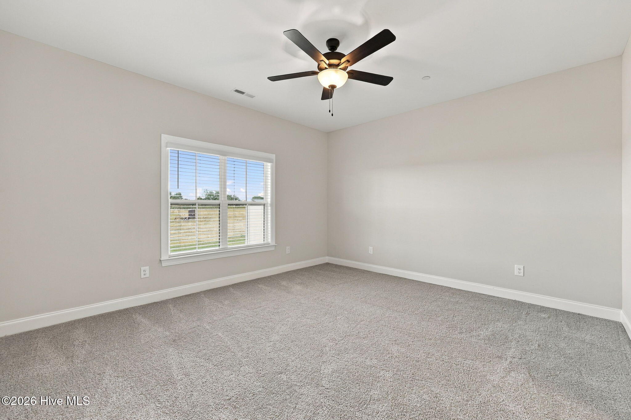 304 Colmar Way E Property Photo 15