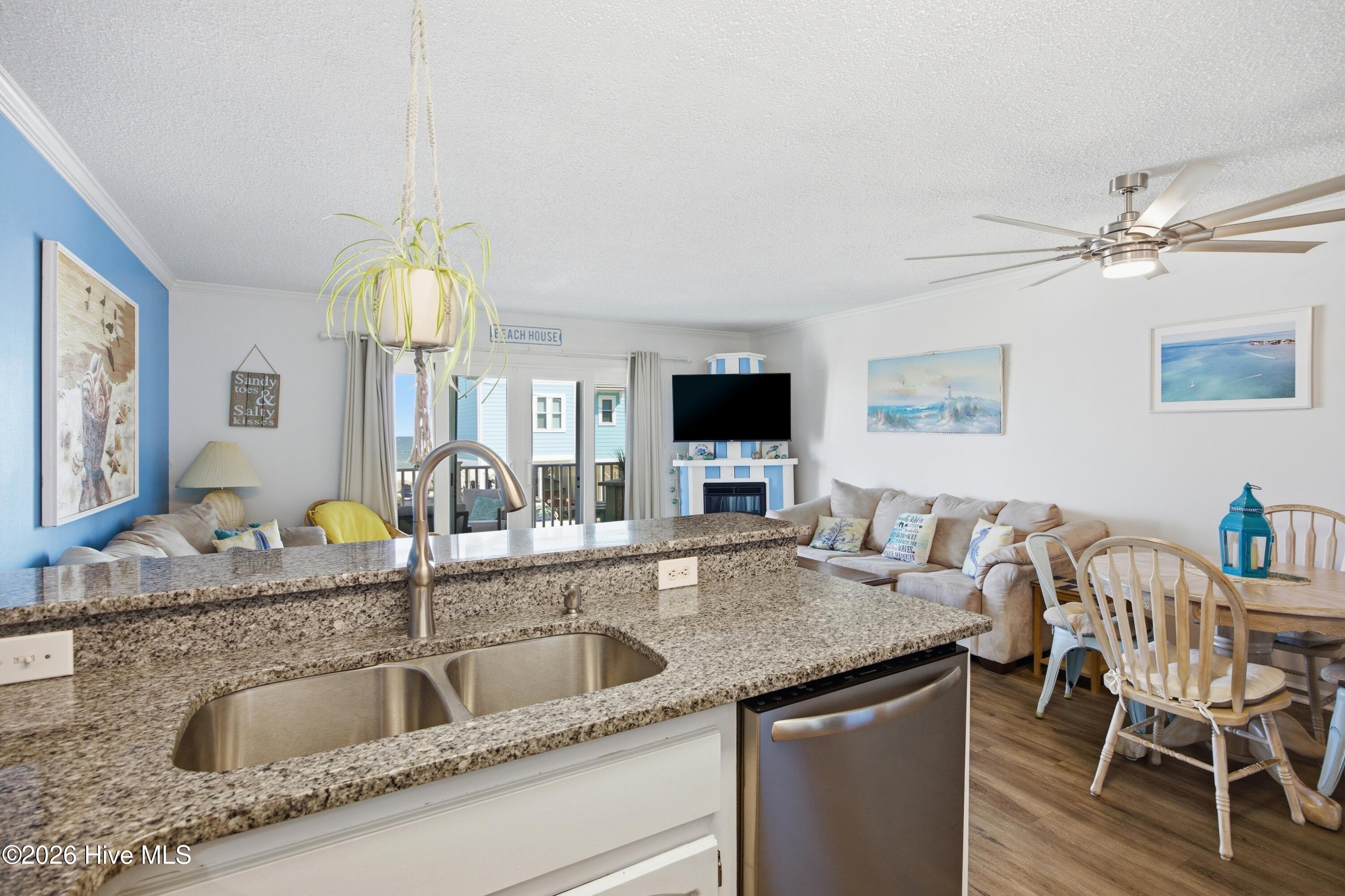1707 Carolina Beach Avenue N Apt 1h Property Photo 15