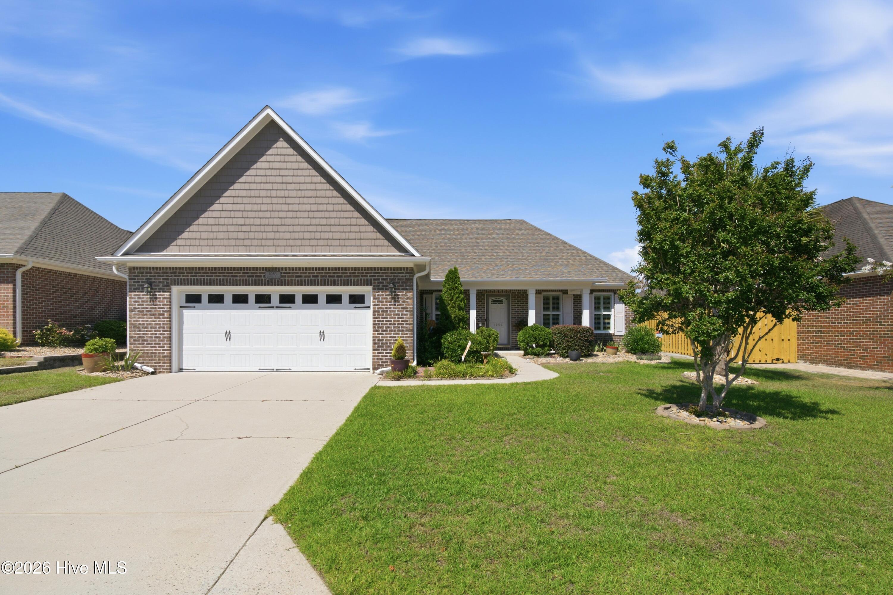 1053 Lanterns Lane Property Photo 3