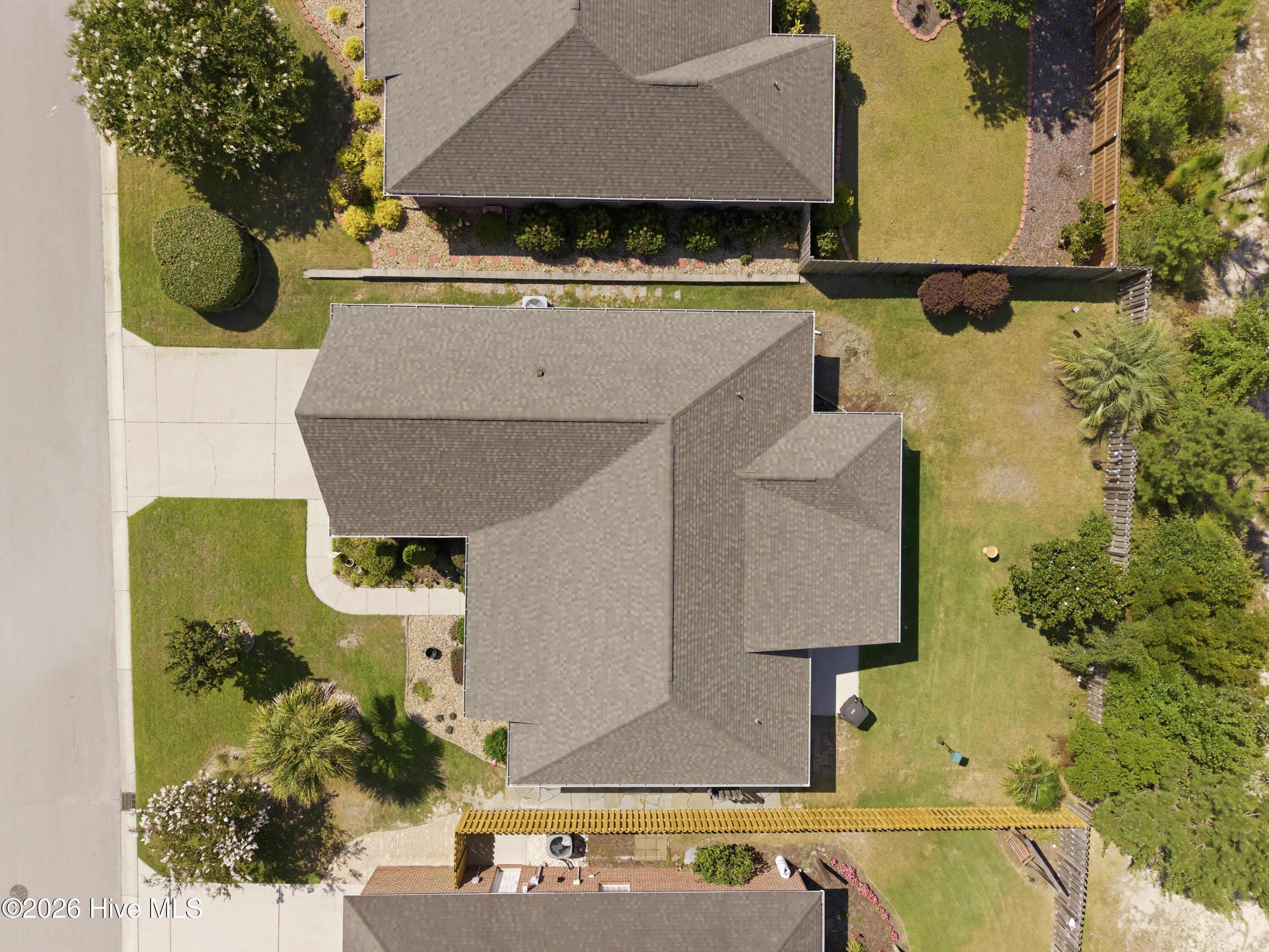 1053 Lanterns Lane Property Photo 10