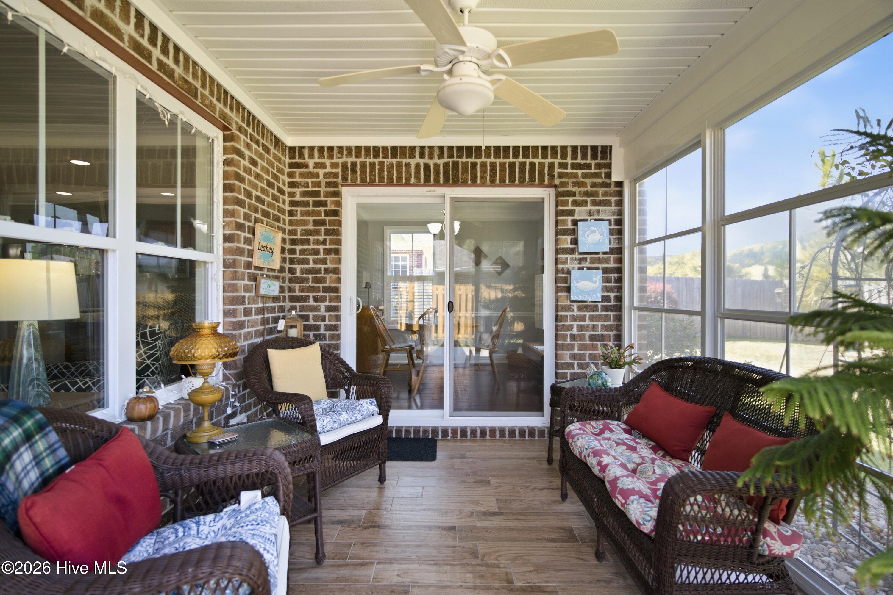 1053 Lanterns Lane Property Photo 27