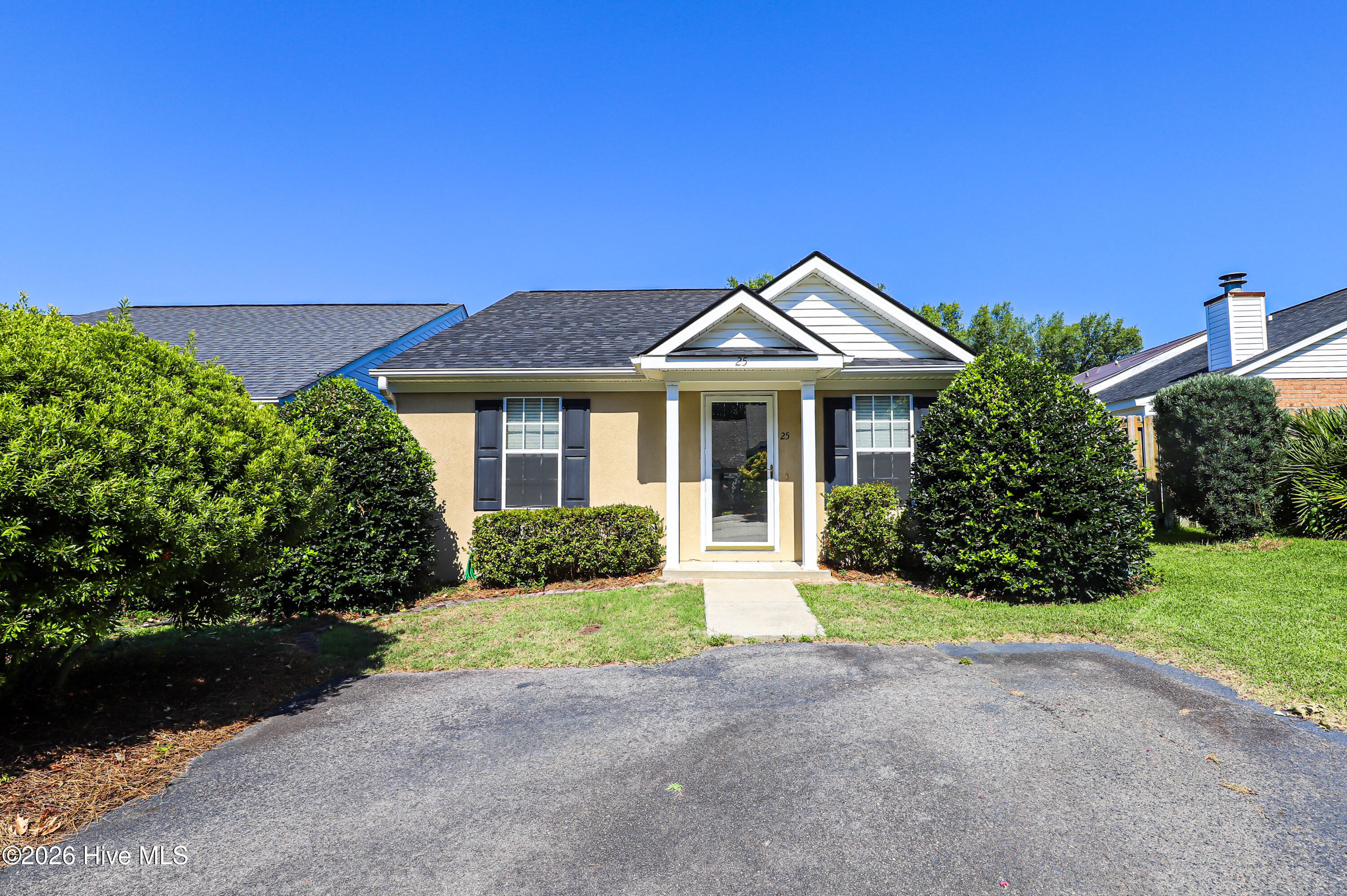 25 Charlestowne Drive Property Photo 1