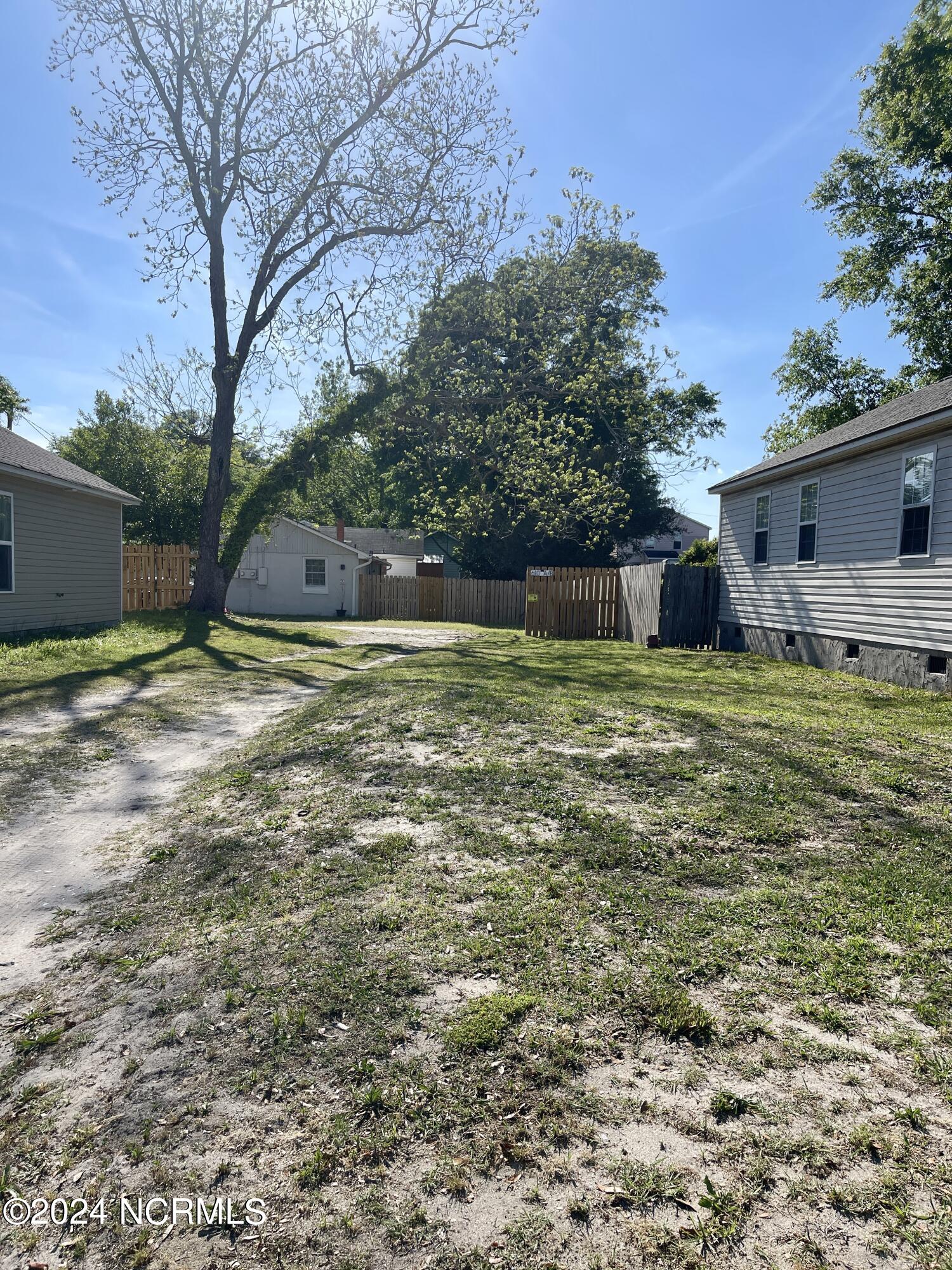 610 80 S 9th Street Property Photo 2