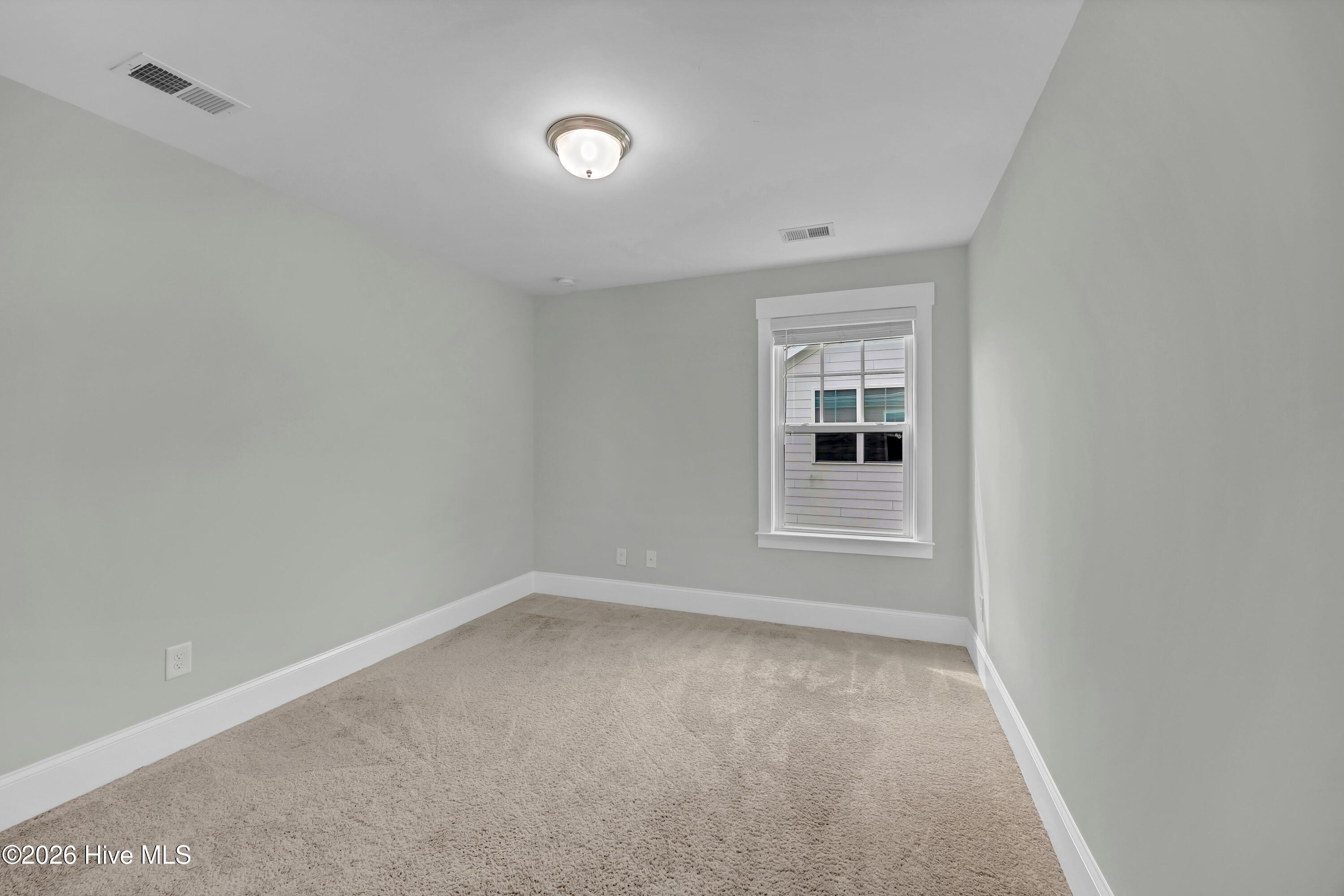 412 Island End Court Property Photo 20