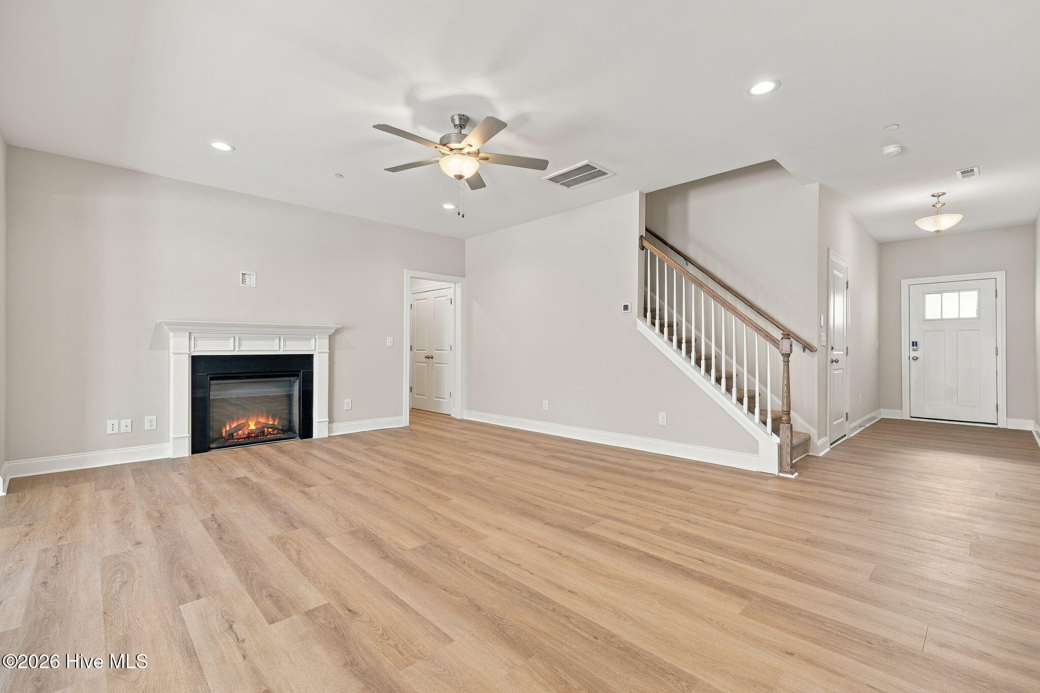 300 Provence Way B Property Photo 18