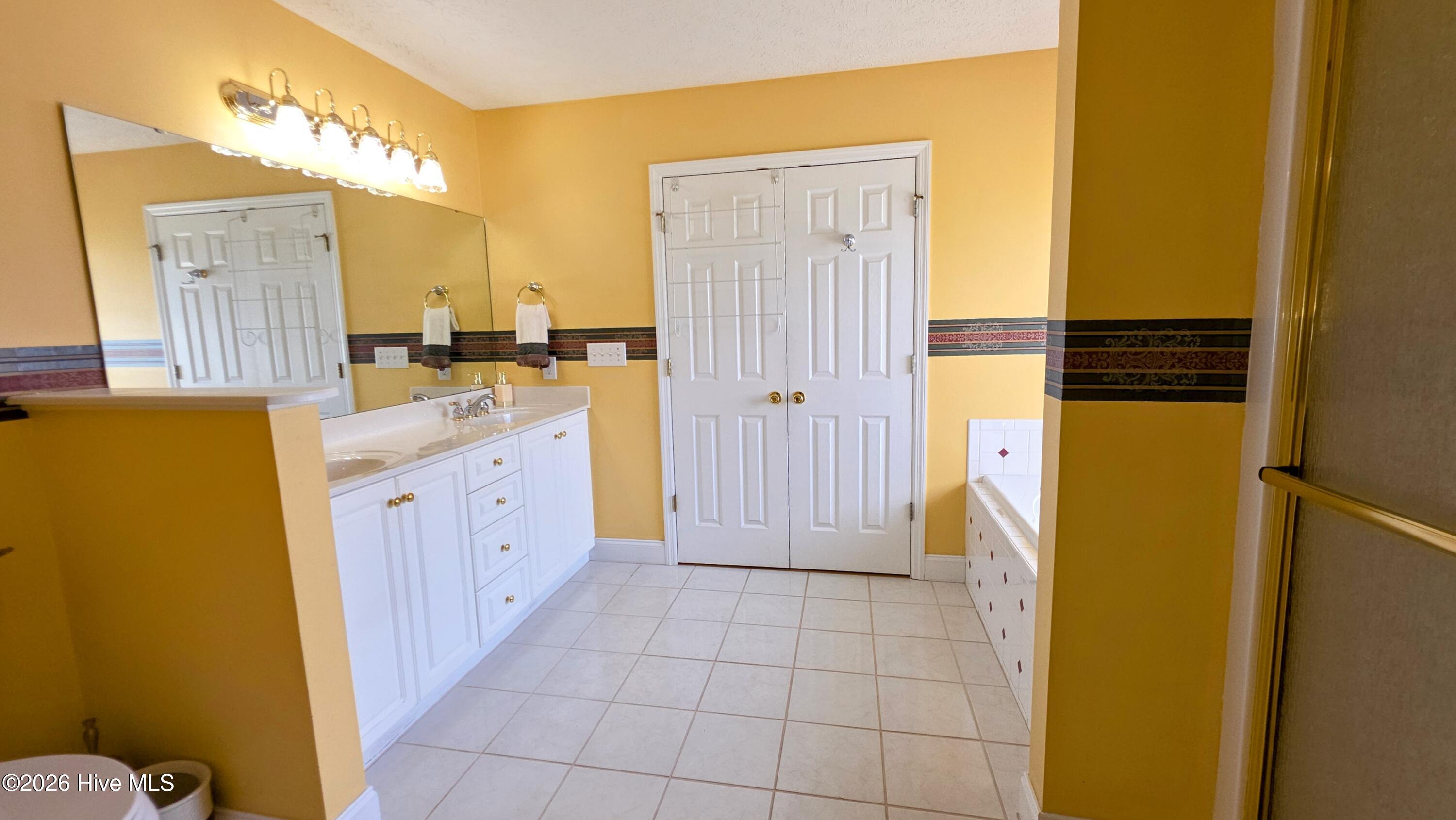 129 Hidden Pond Drive Property Photo 18