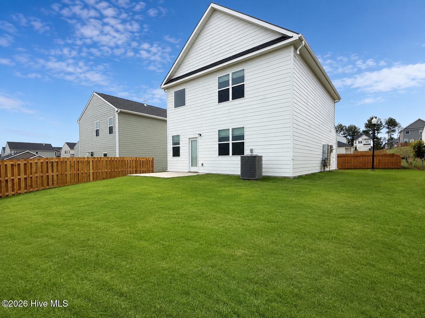 806 Dara Corners Property Photo 2
