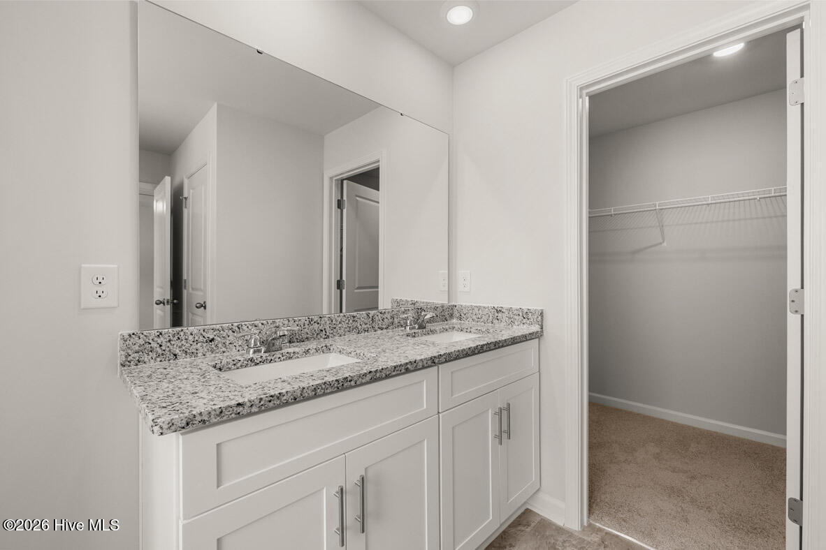 806 Dara Corners Property Photo 14