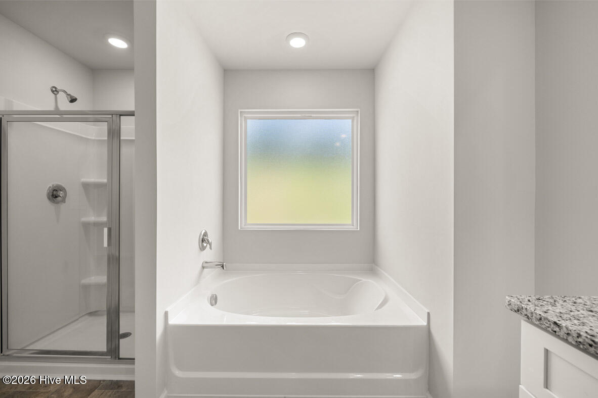806 Dara Corners Property Photo 15