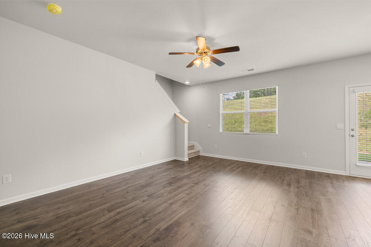 806 Dara Corners Property Photo 24