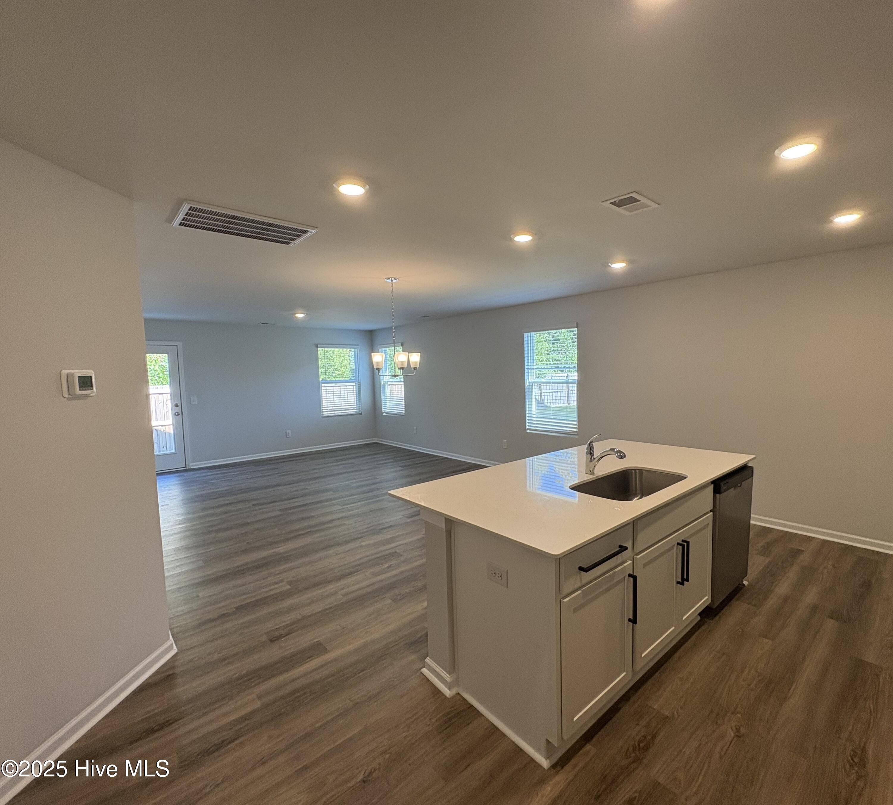 4826 Abbington Oaks Way Se Property Photo 3