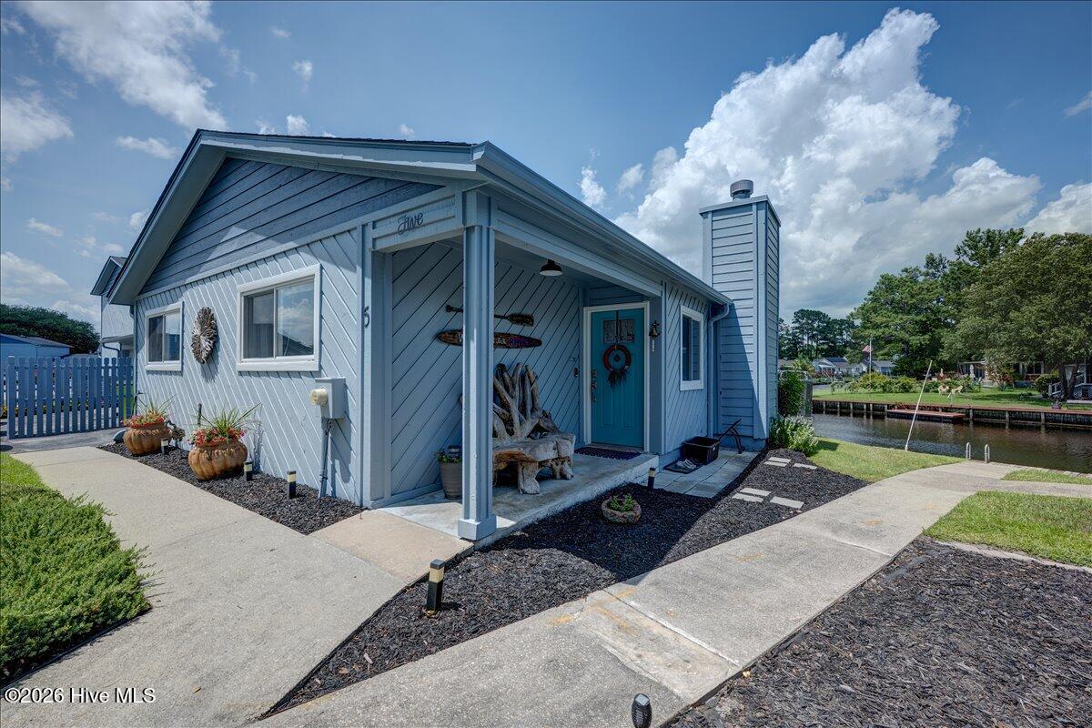 5 Harbour Walk Property Photo 1