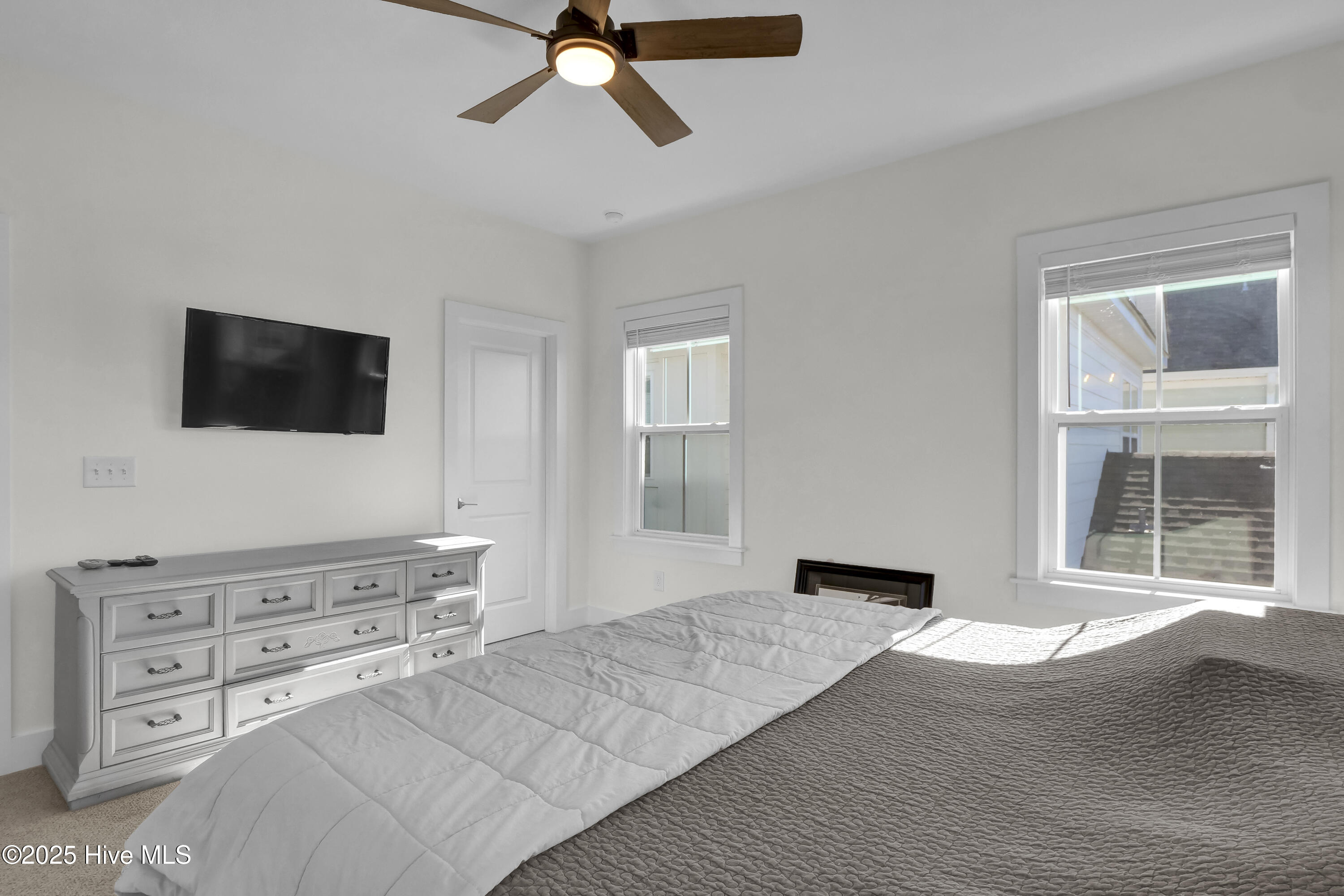 812 Edgerton Drive Property Photo 13