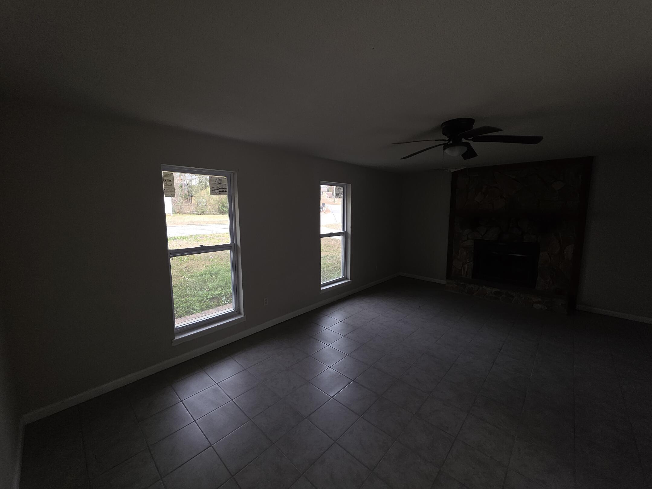3008 Mistletoe Avenue Property Photo 3