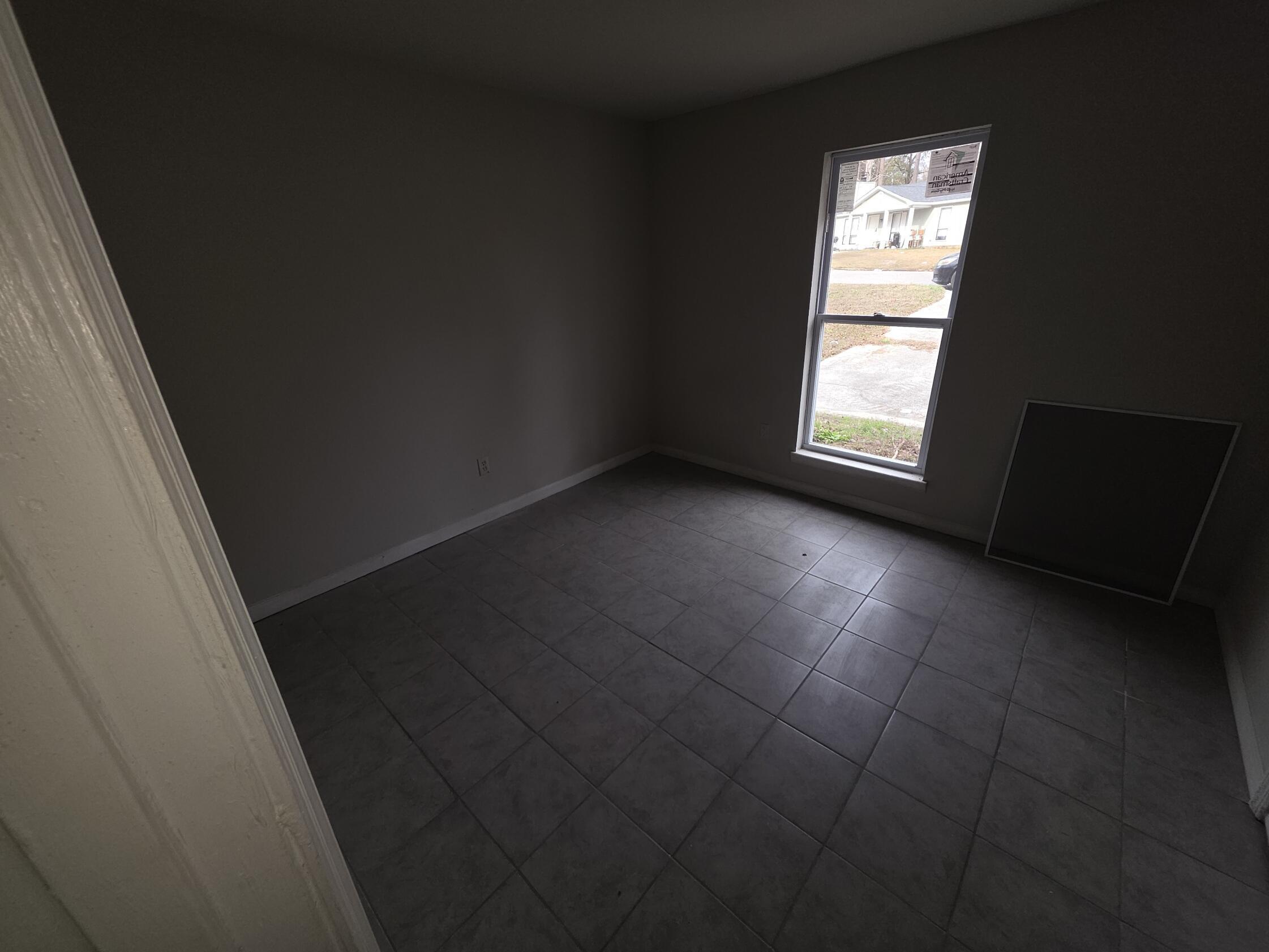 3008 Mistletoe Avenue Property Photo 9