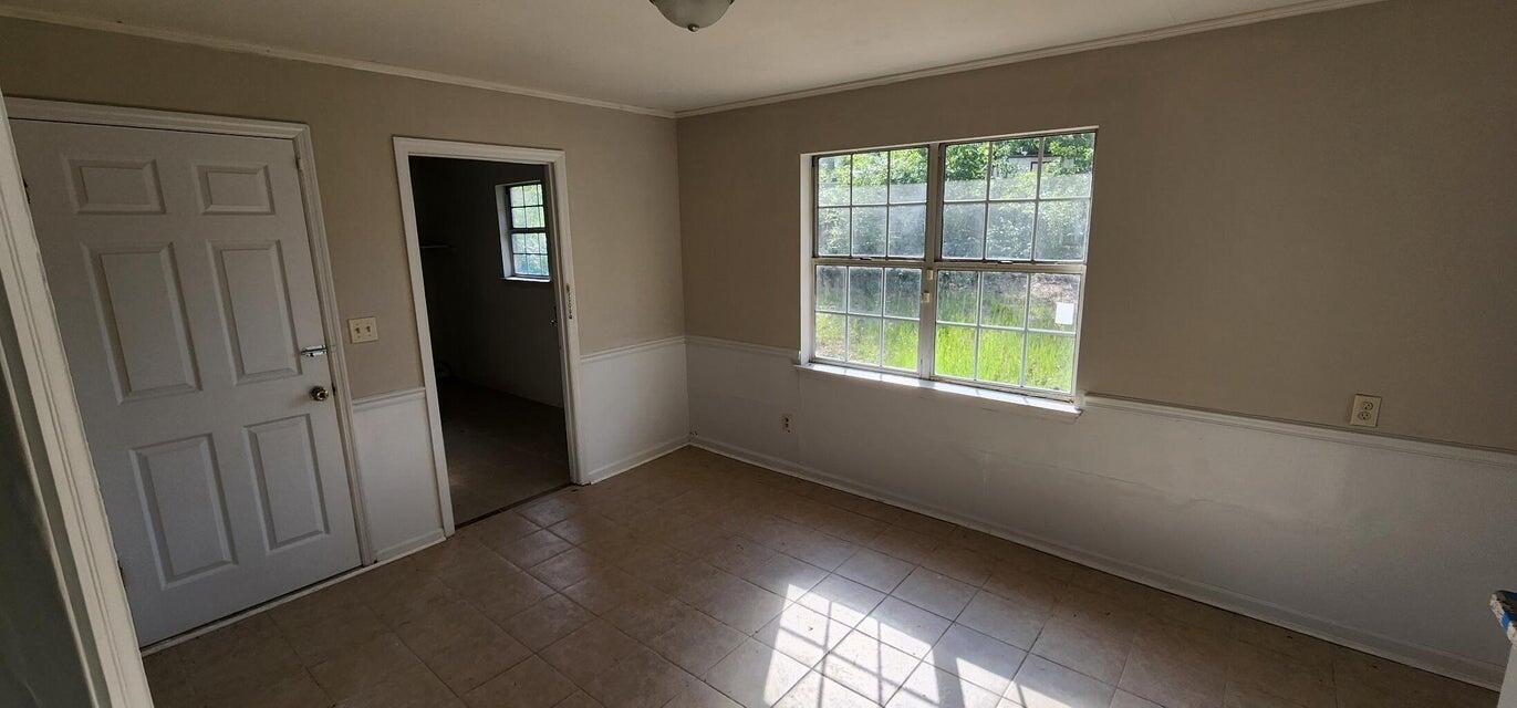 2615 Claymont Road Property Photo 3