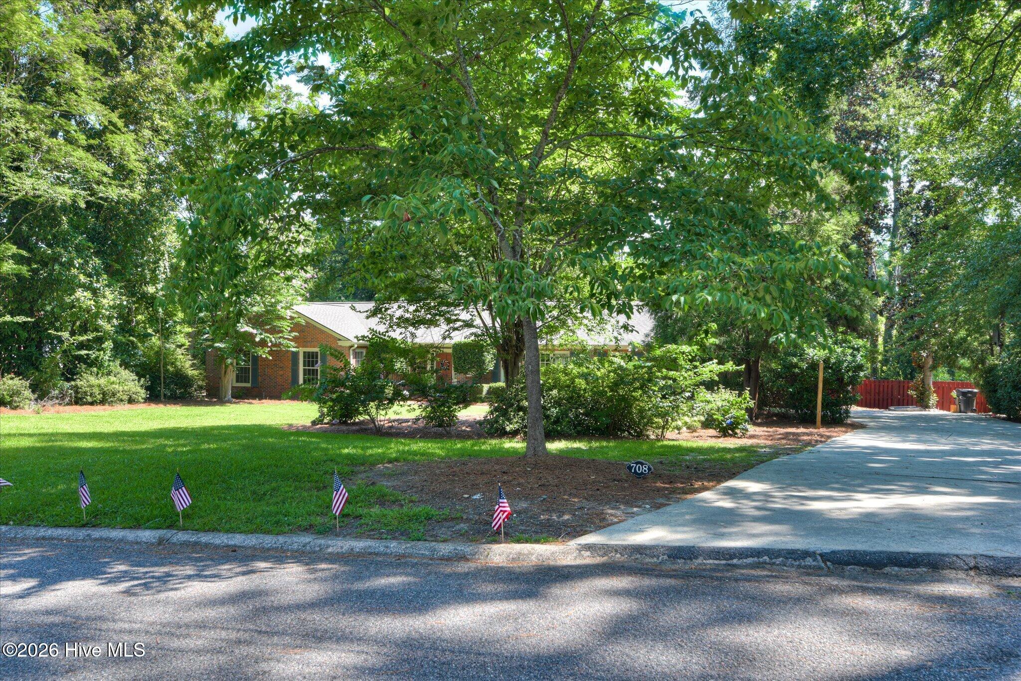 708 Oberlin Road Property Photo 4