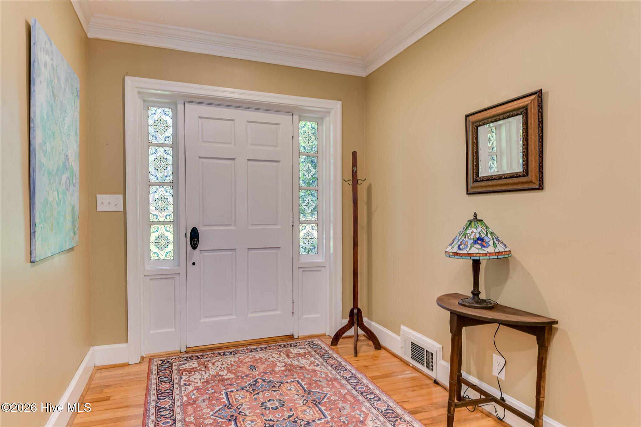 708 Oberlin Road Property Photo 6