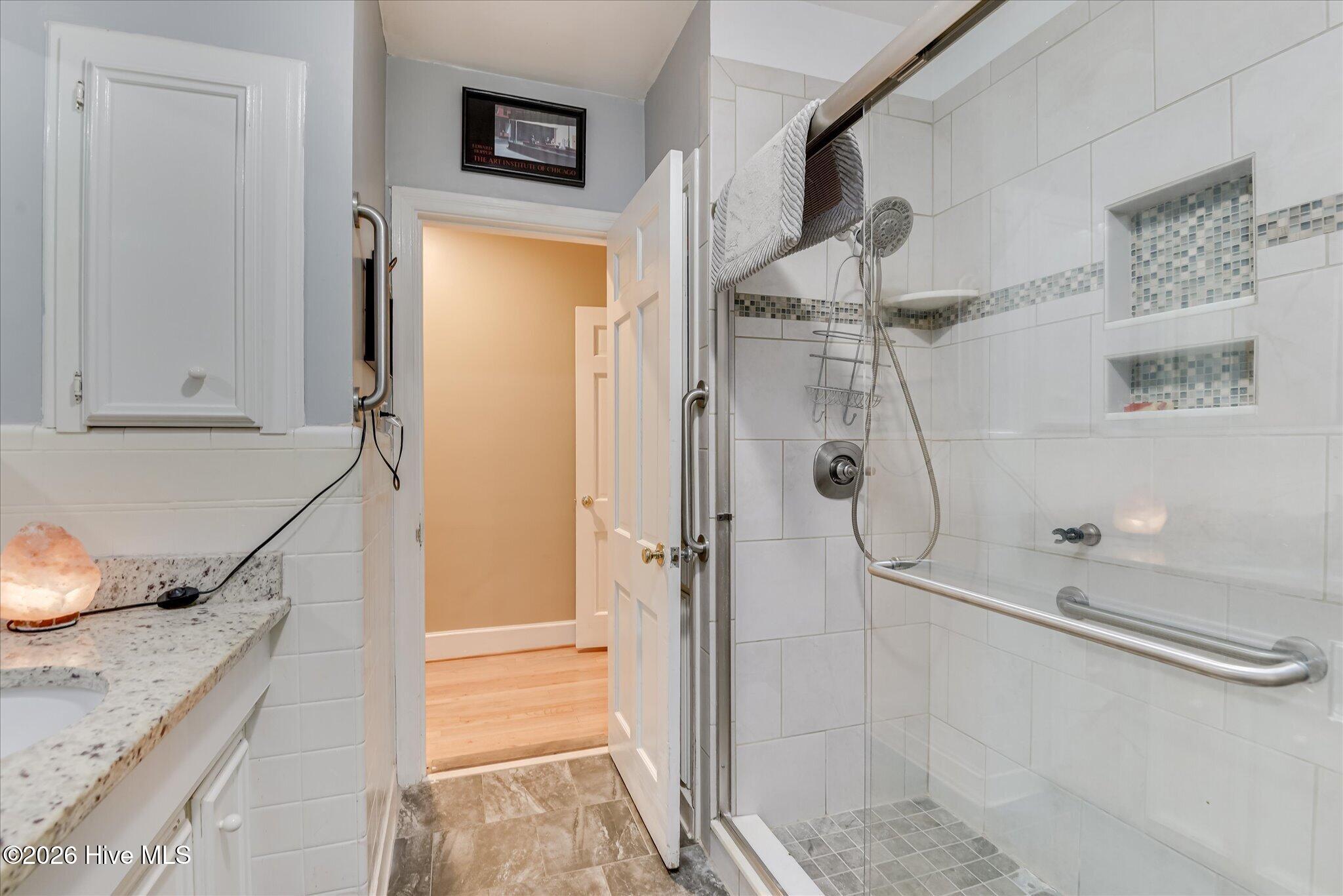 708 Oberlin Road Property Photo 37