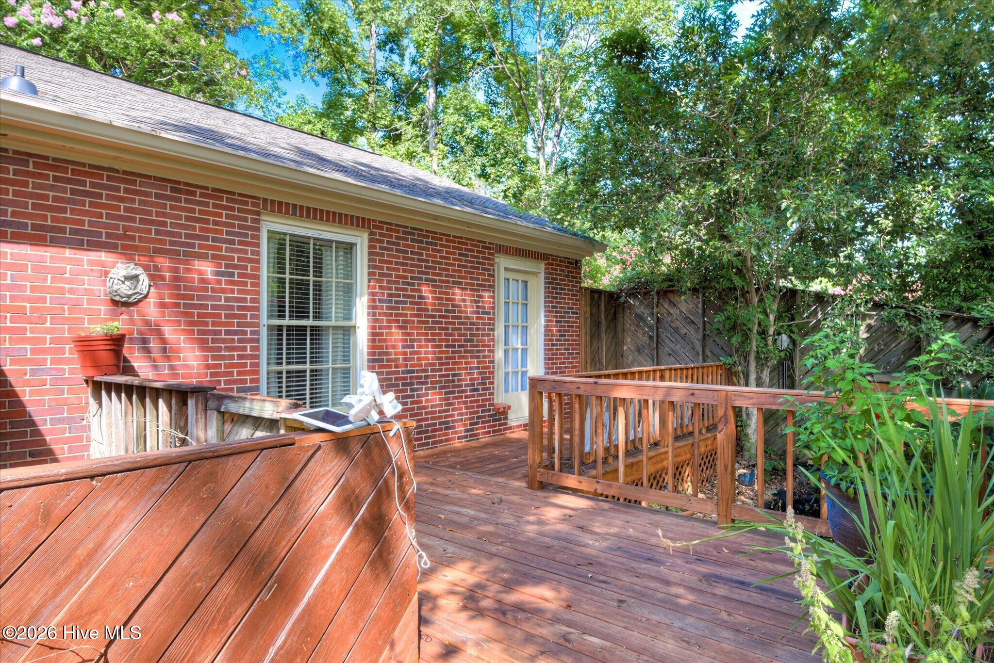 708 Oberlin Road Property Photo 44
