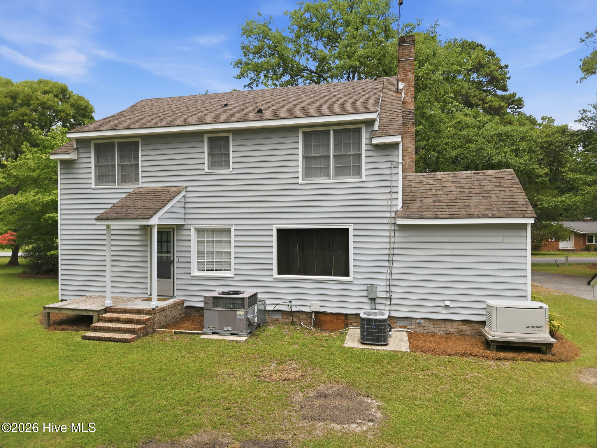 111 N Wedgewood Drive Property Photo 33