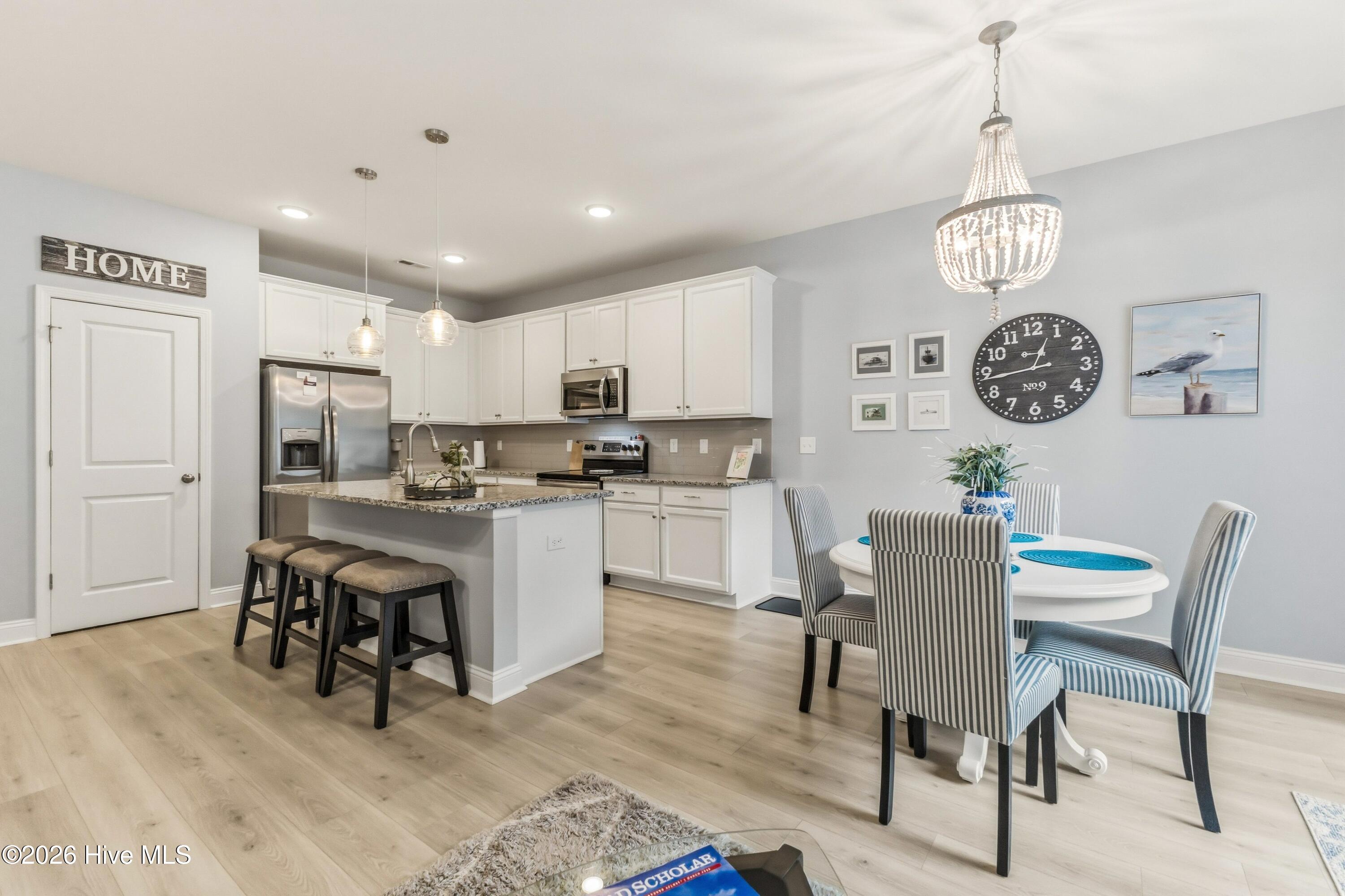 1531 Grey Cliff Property Photo 14