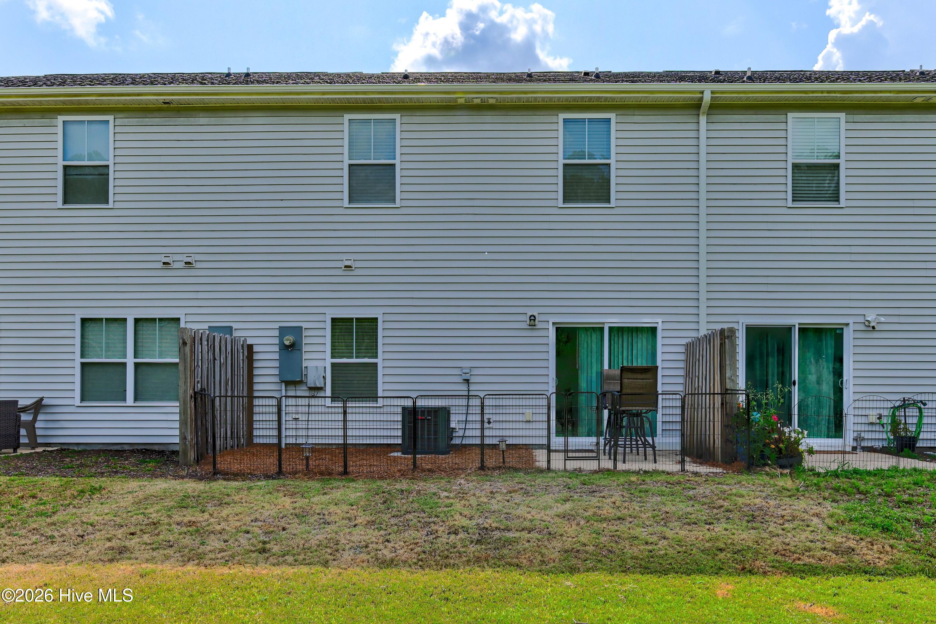 1531 Grey Cliff Property Photo 31